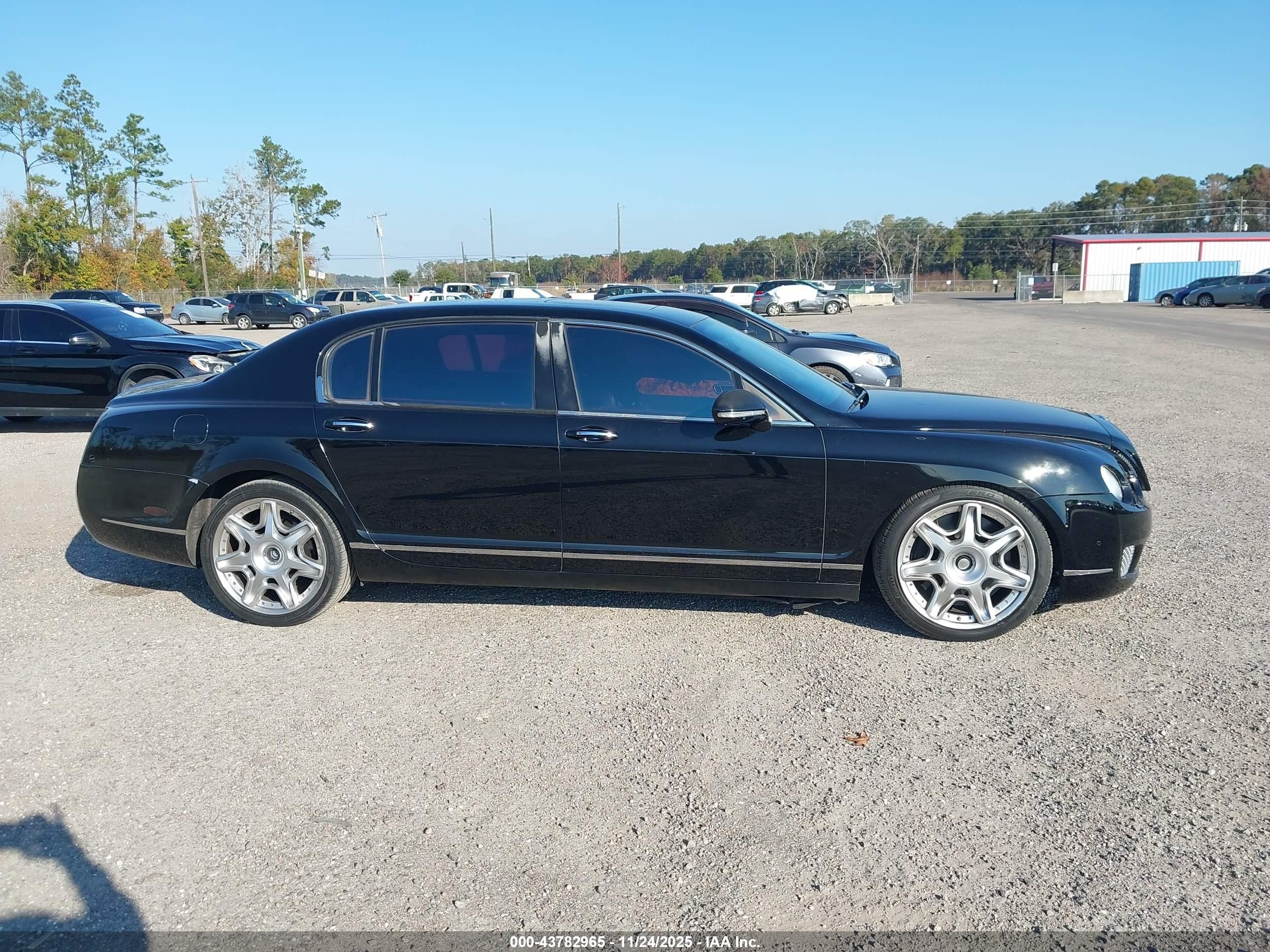 2010 Bentley Continental Flying Spur   Black vin: SCBBR9ZAXAC063088