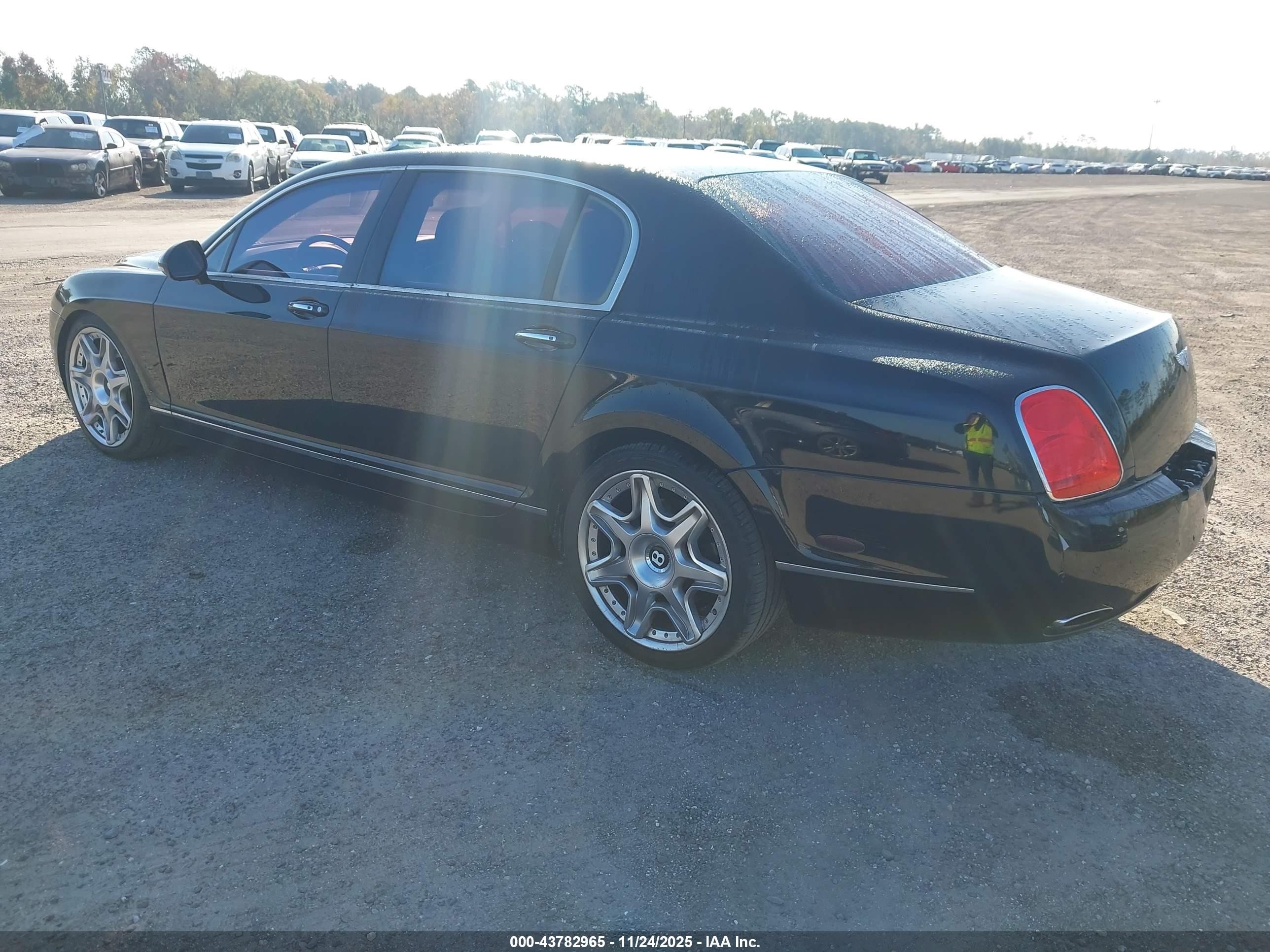 2010 Bentley Continental Flying Spur   Black vin: SCBBR9ZAXAC063088