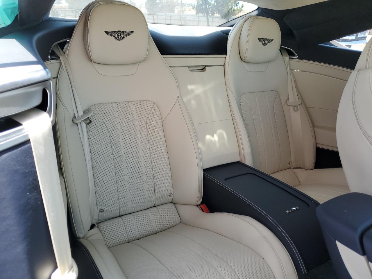 2022 Bentley Continental Gt Blue vin: SCBCG2ZG4NC094932