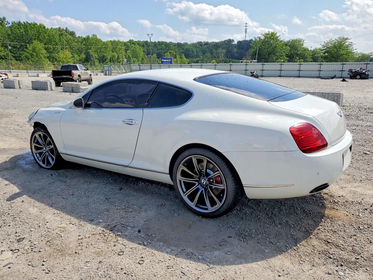 2005 Bentley Continental Gt White vin: SCBCR63W15C027500