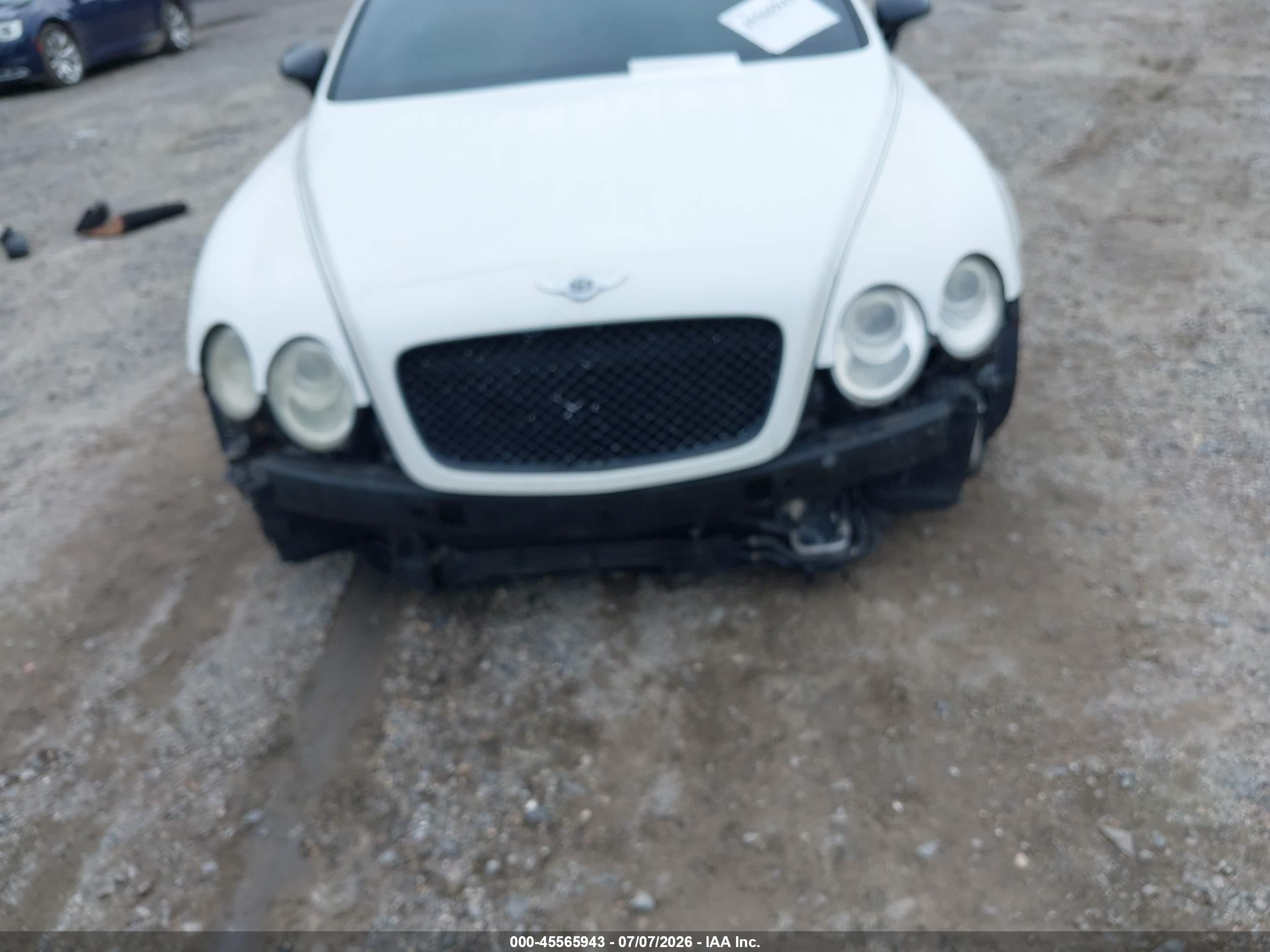 2005 Bentley Continental Gt   White vin: SCBCR63W55C027905