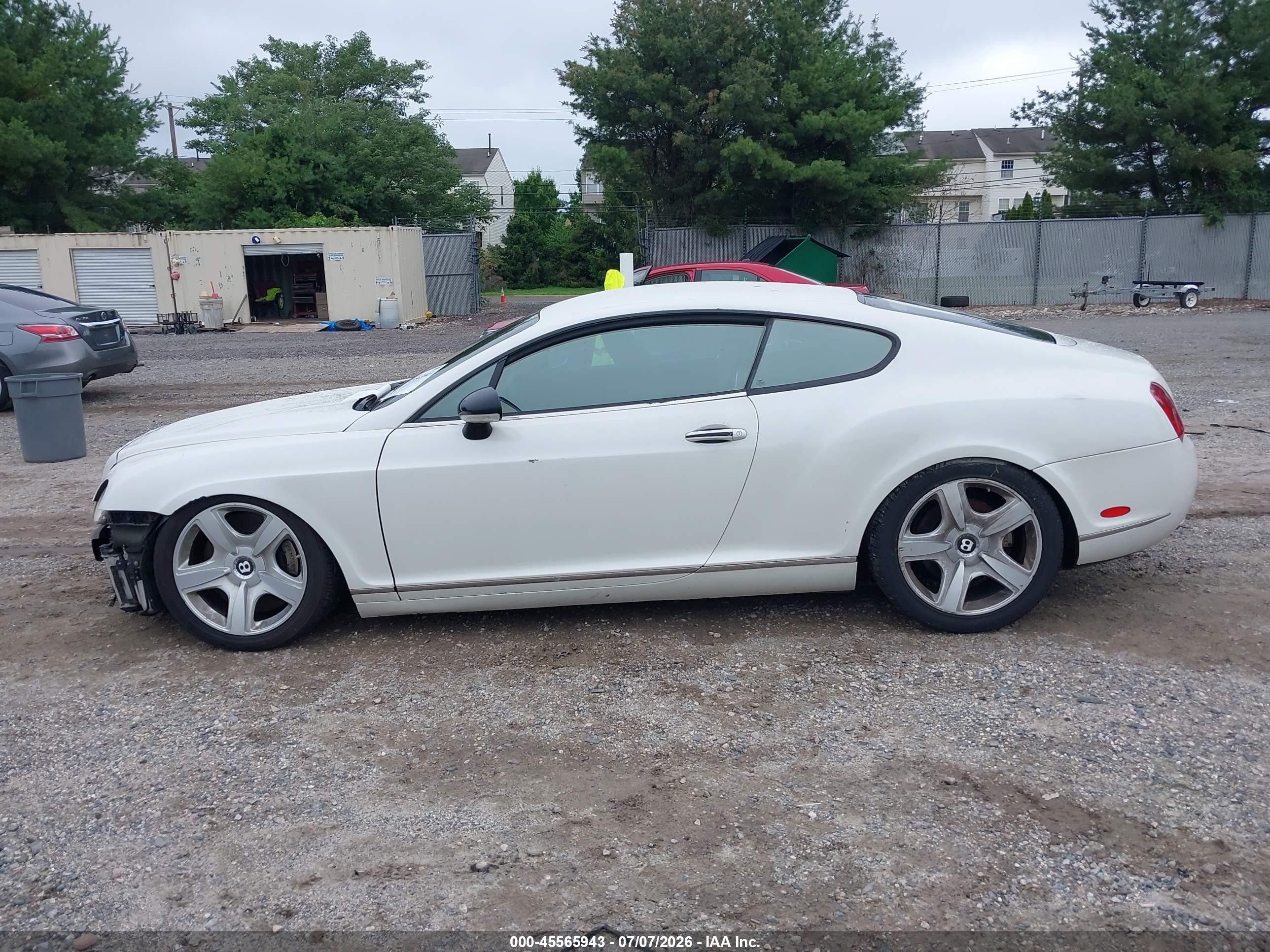 2005 Bentley Continental Gt   White vin: SCBCR63W55C027905