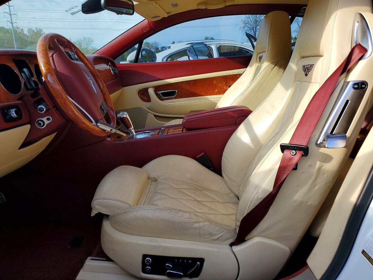 2006 Bentley Continental Gt Белый vin: SCBCR63W66C032452