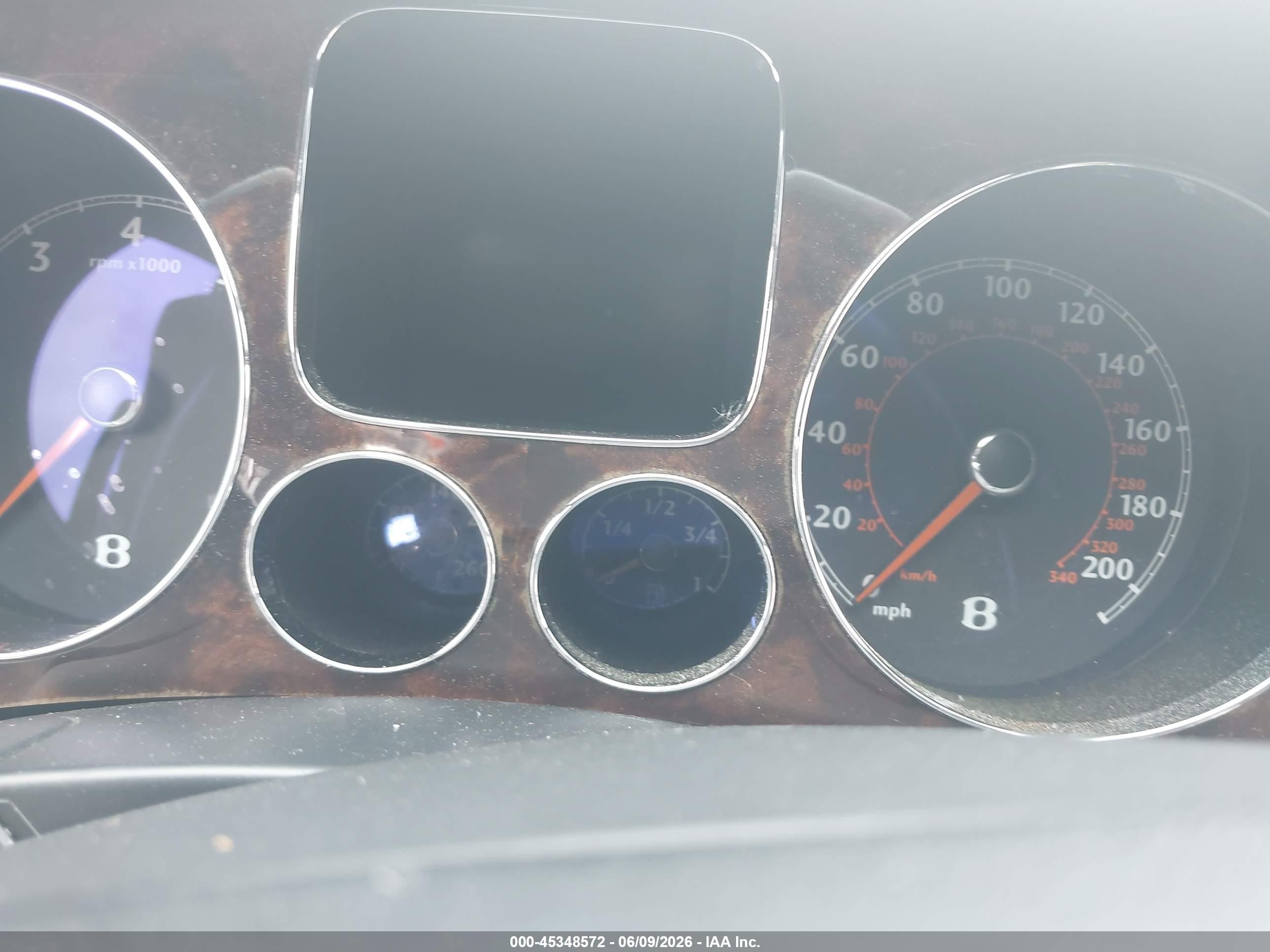 2007 Bentley Continental Gt   White vin: SCBCR73W77C040583