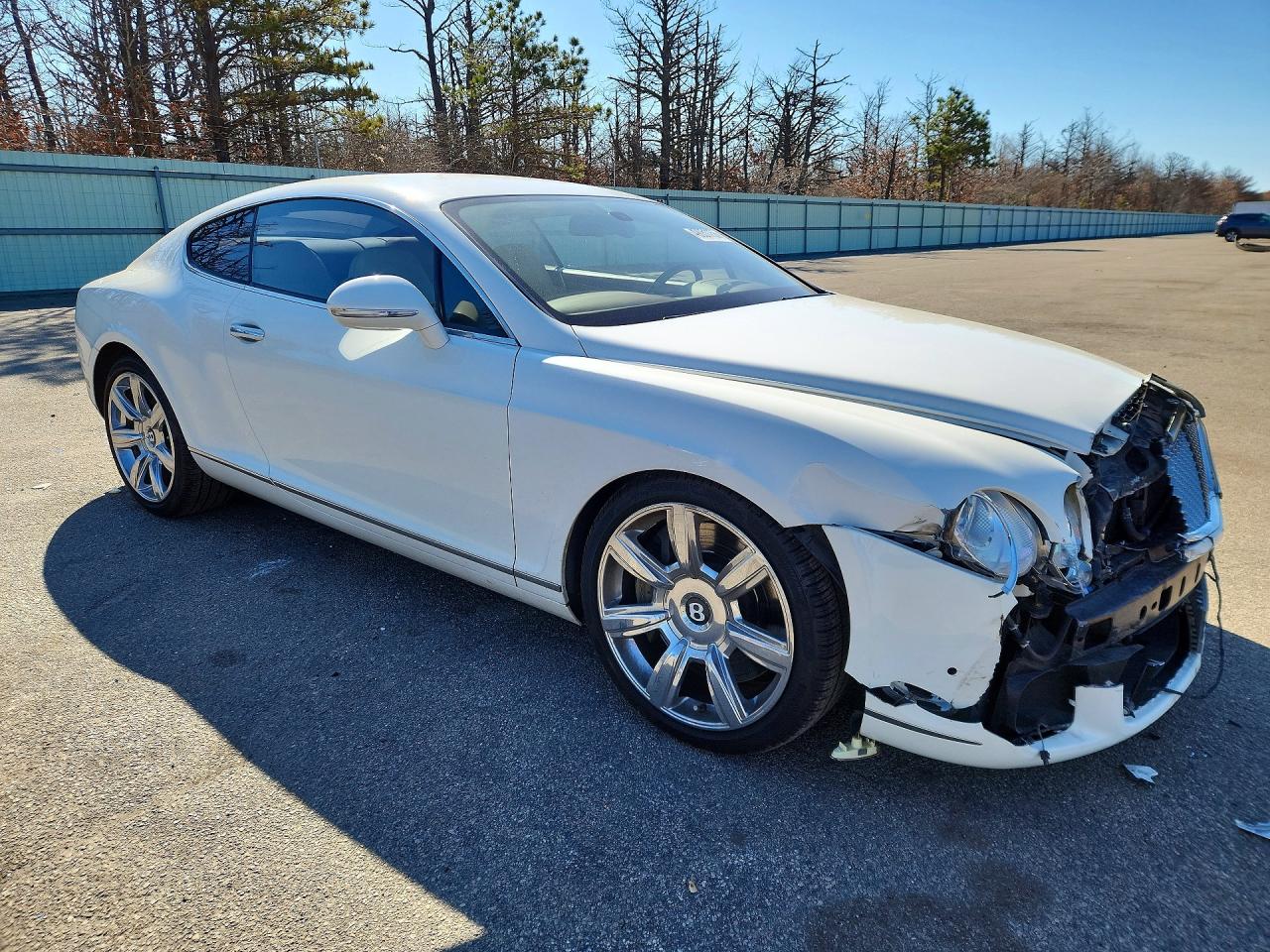 2010 Bentley Continental Gt White vin: SCBCR7ZA8AC066676