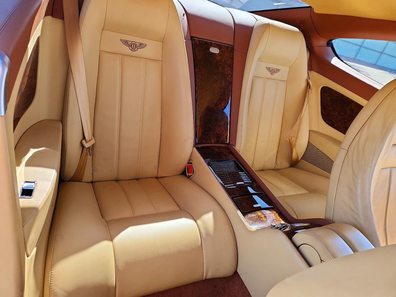 2010 Bentley Continental Gt White vin: SCBCR7ZA8AC066676