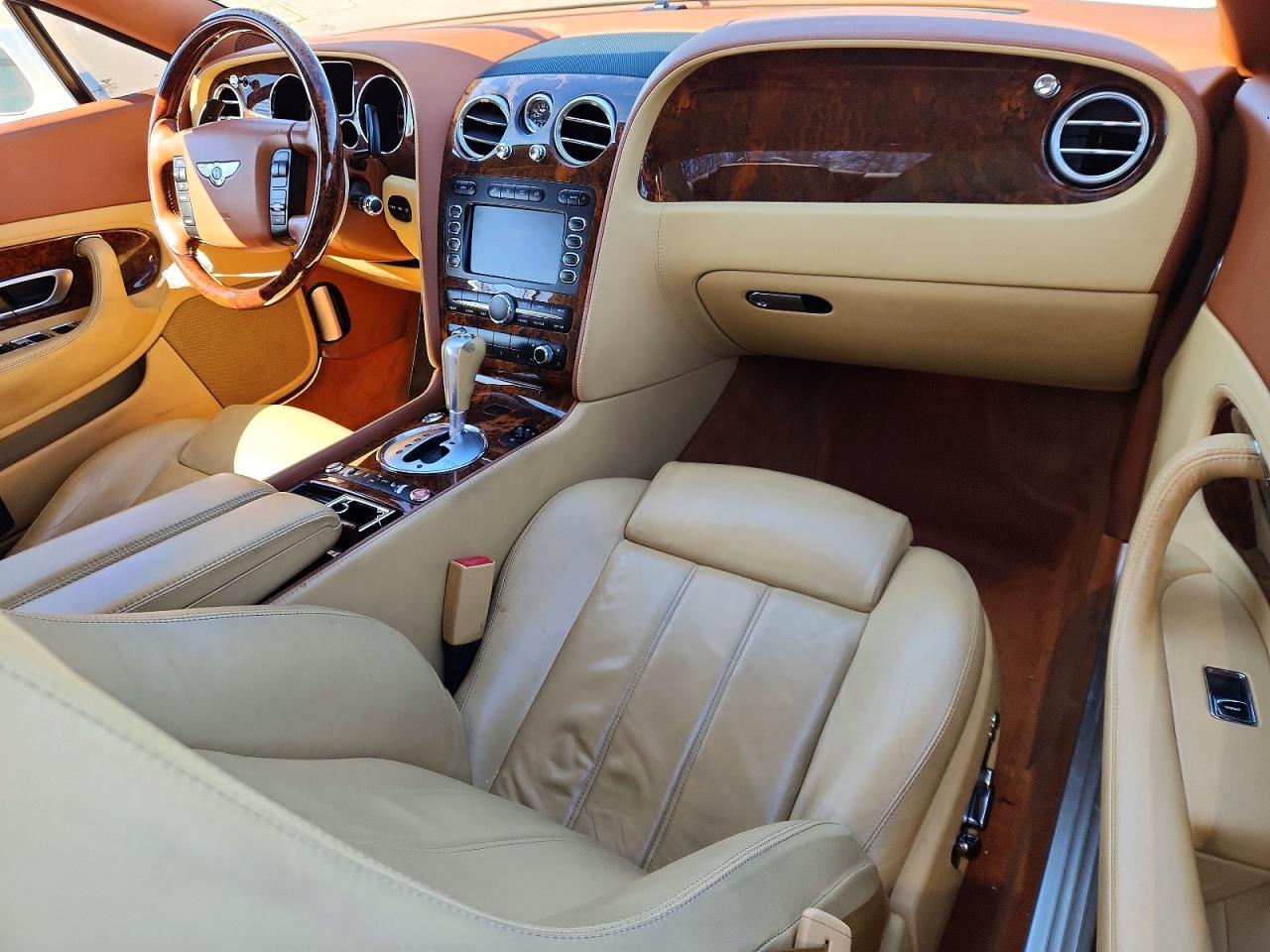 2010 Bentley Continental Gt White vin: SCBCR7ZA8AC066676