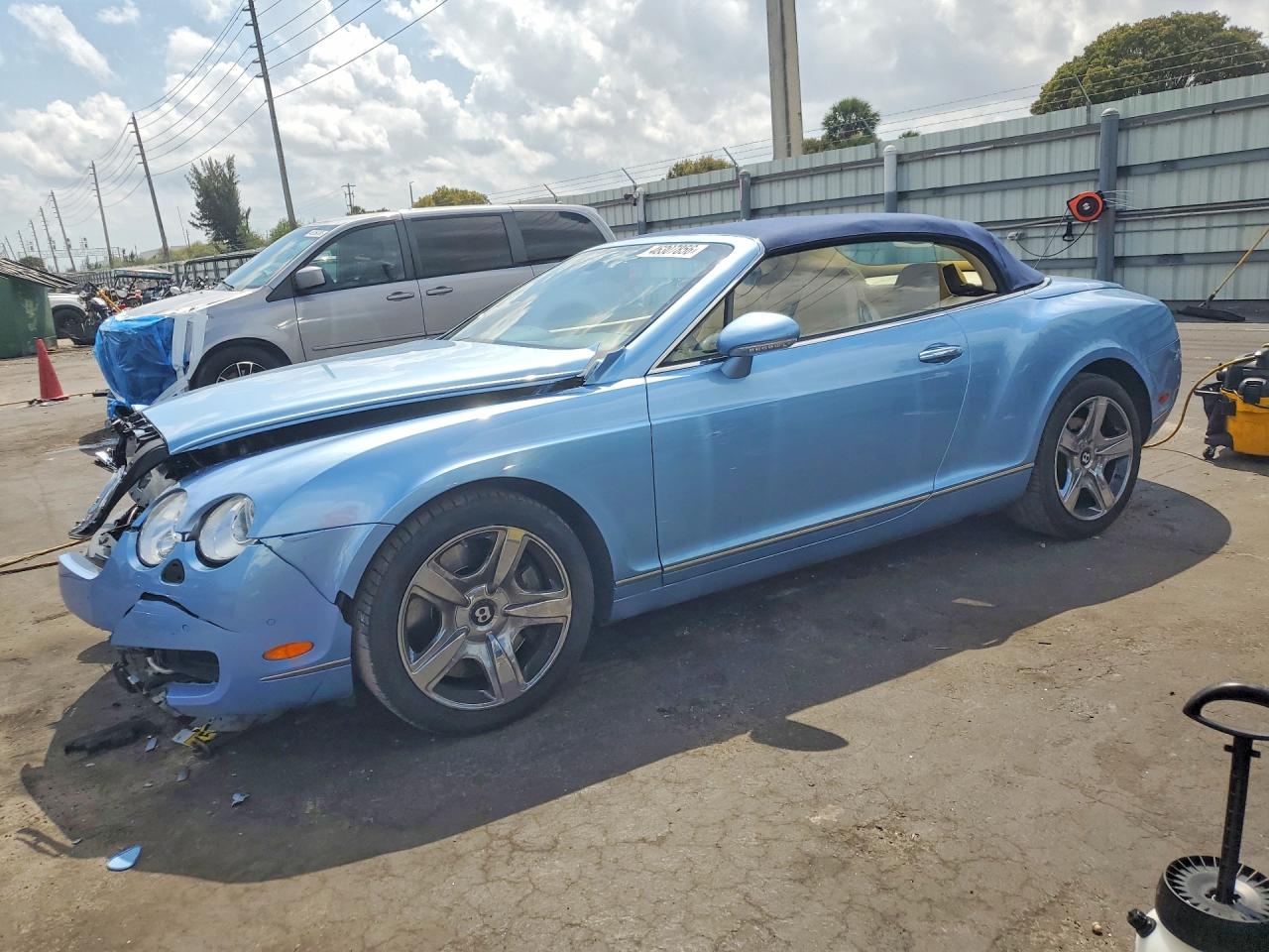 2008 Bentley Continental Gtc Blue vin: SCBDR33W18C053330