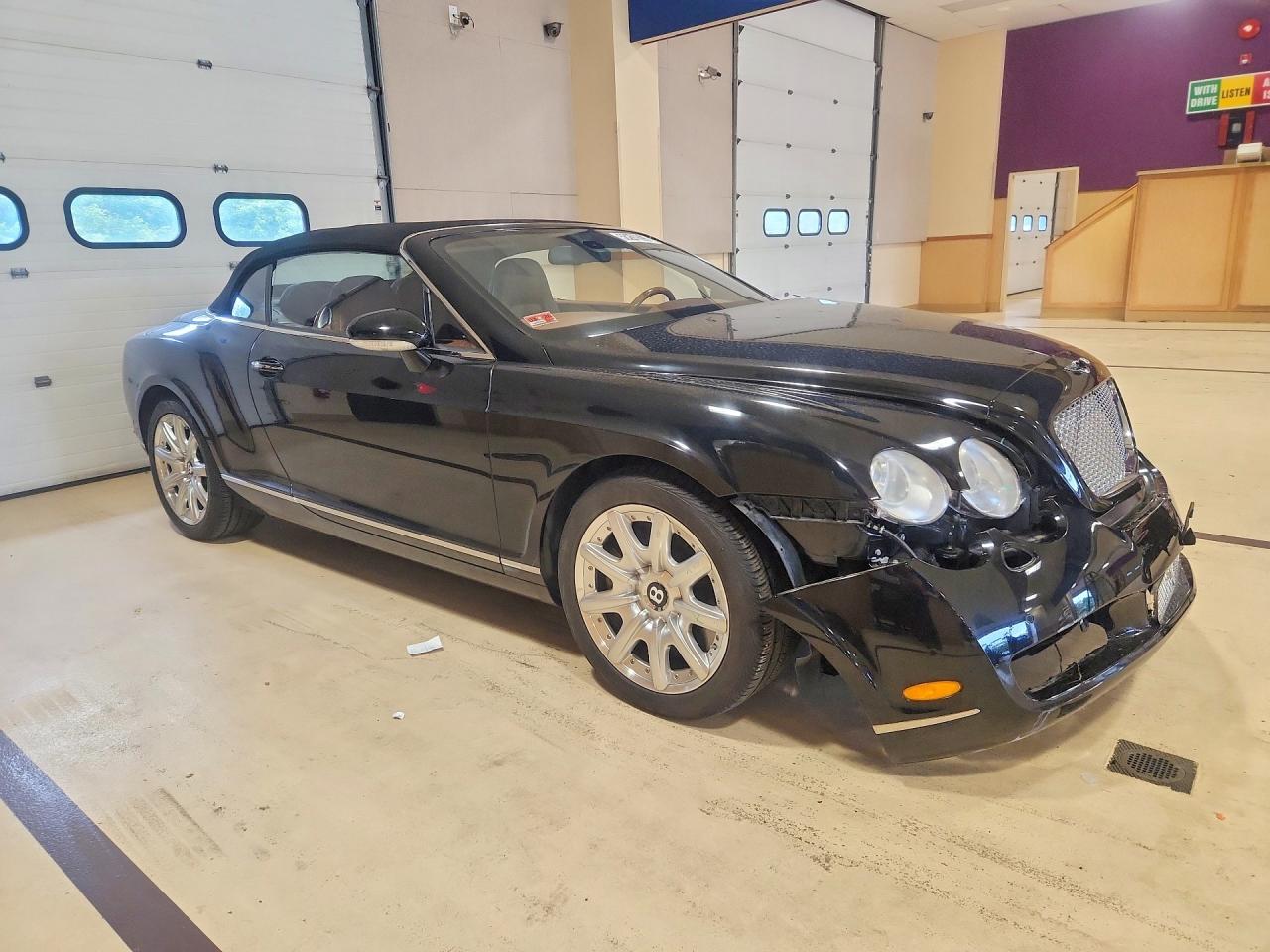 2007 Bentley Continentl Черный vin: SCBDR33W47C048007