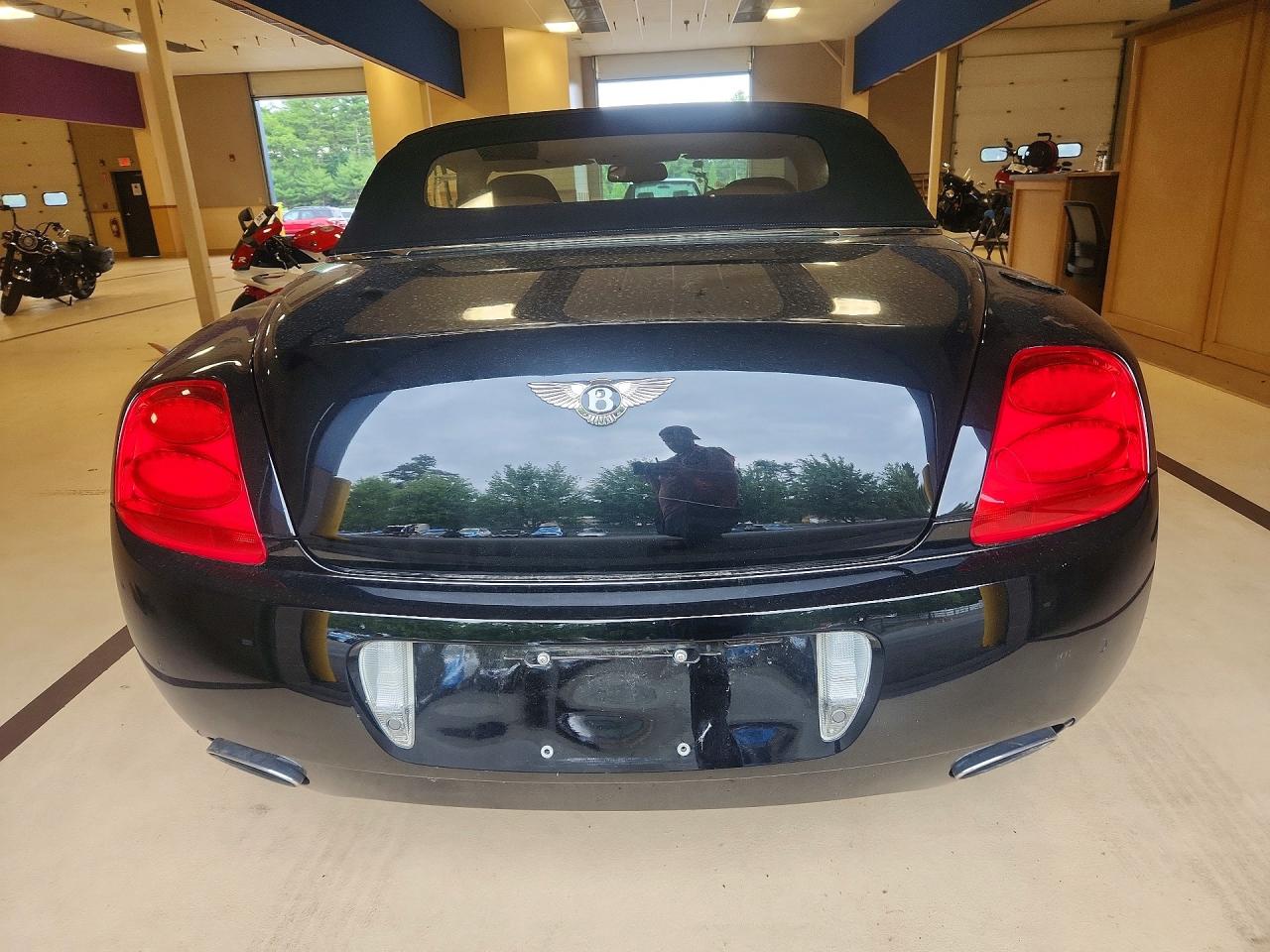 2007 Bentley Continentl Черный vin: SCBDR33W47C048007