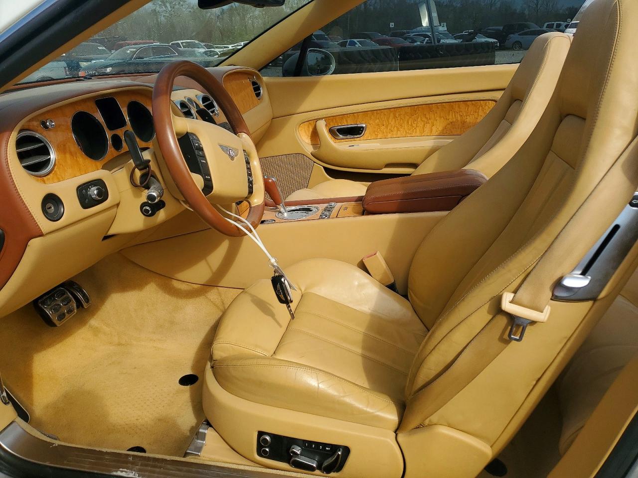 2007 Bentley Continental Gtc Белый vin: SCBDR33W67C046095