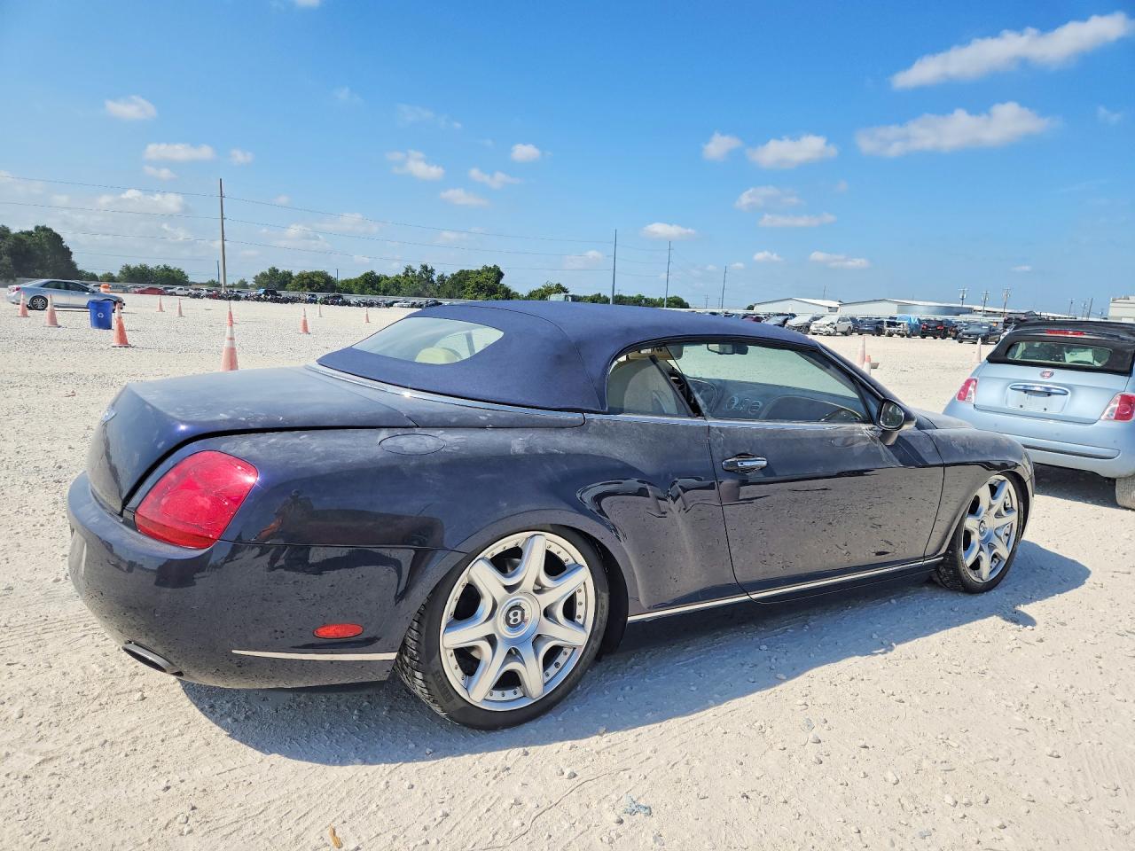 2008 Bentley Continental Gtc Синий vin: SCBDR33W88C058265
