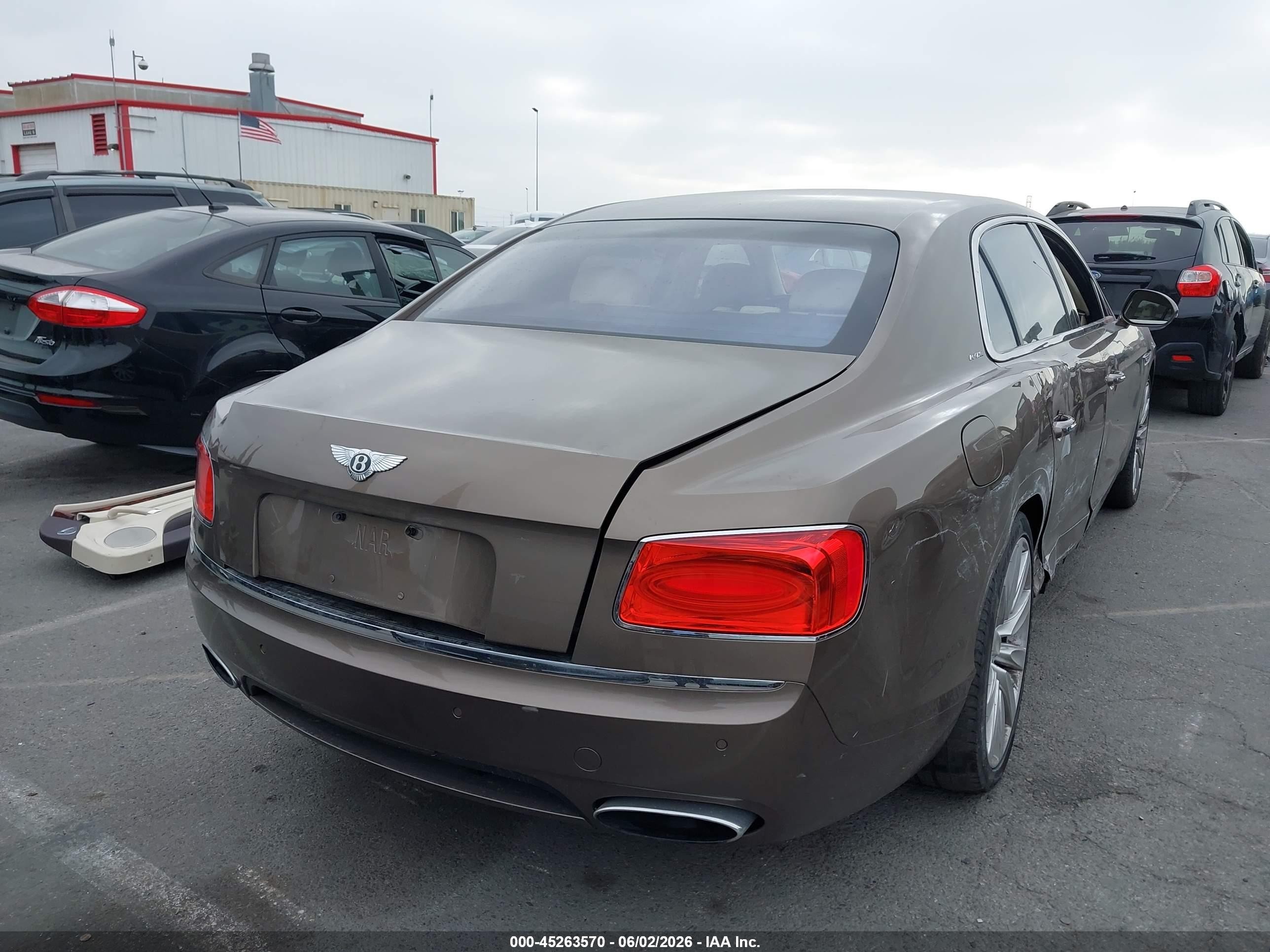 2014 Bentley Flying Spur   Brown vin: SCBEC9ZA2EC090791