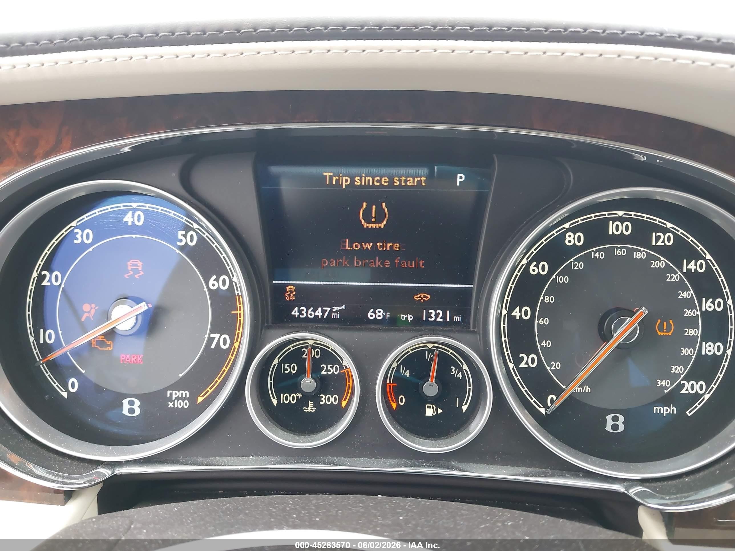 2014 Bentley Flying Spur   Brown vin: SCBEC9ZA2EC090791