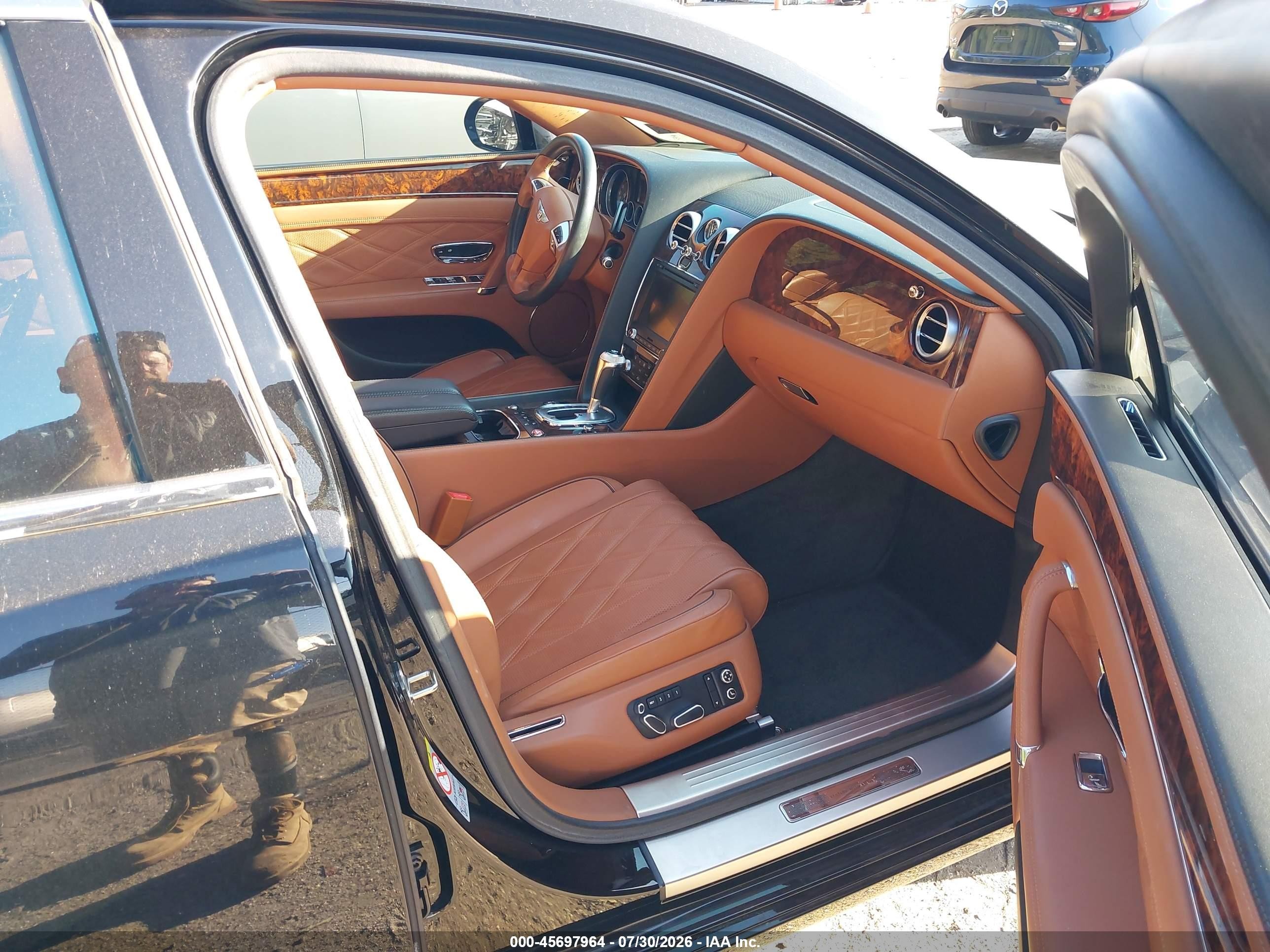 2014 Bentley Flying Spur   Black vin: SCBEC9ZA2EC092427