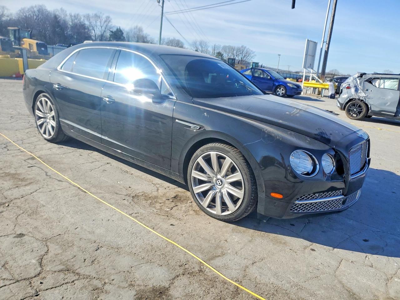 2015 Bentley Flying Spur Черный vin: SCBEC9ZA8FC043122