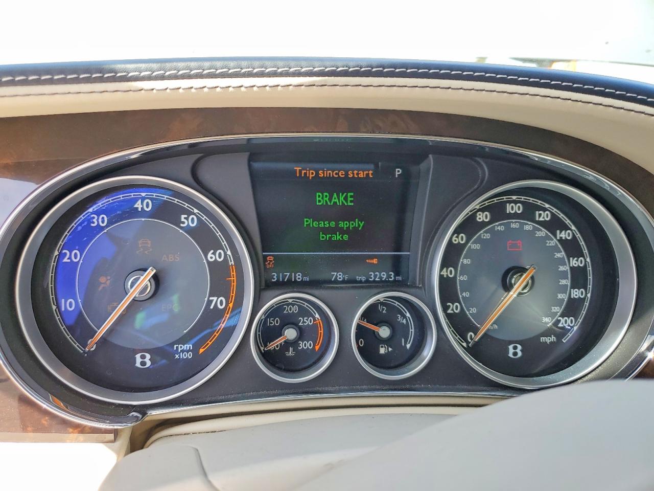 2015 Bentley Flying Spur Silver vin: SCBEC9ZA9FC044442