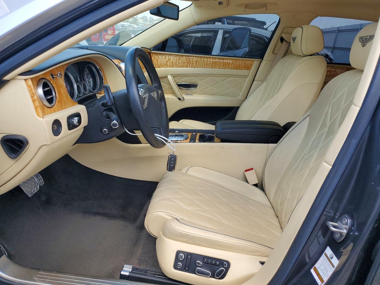 2014 Bentley Flying Spur Gray vin: SCBEC9ZAXEC089842