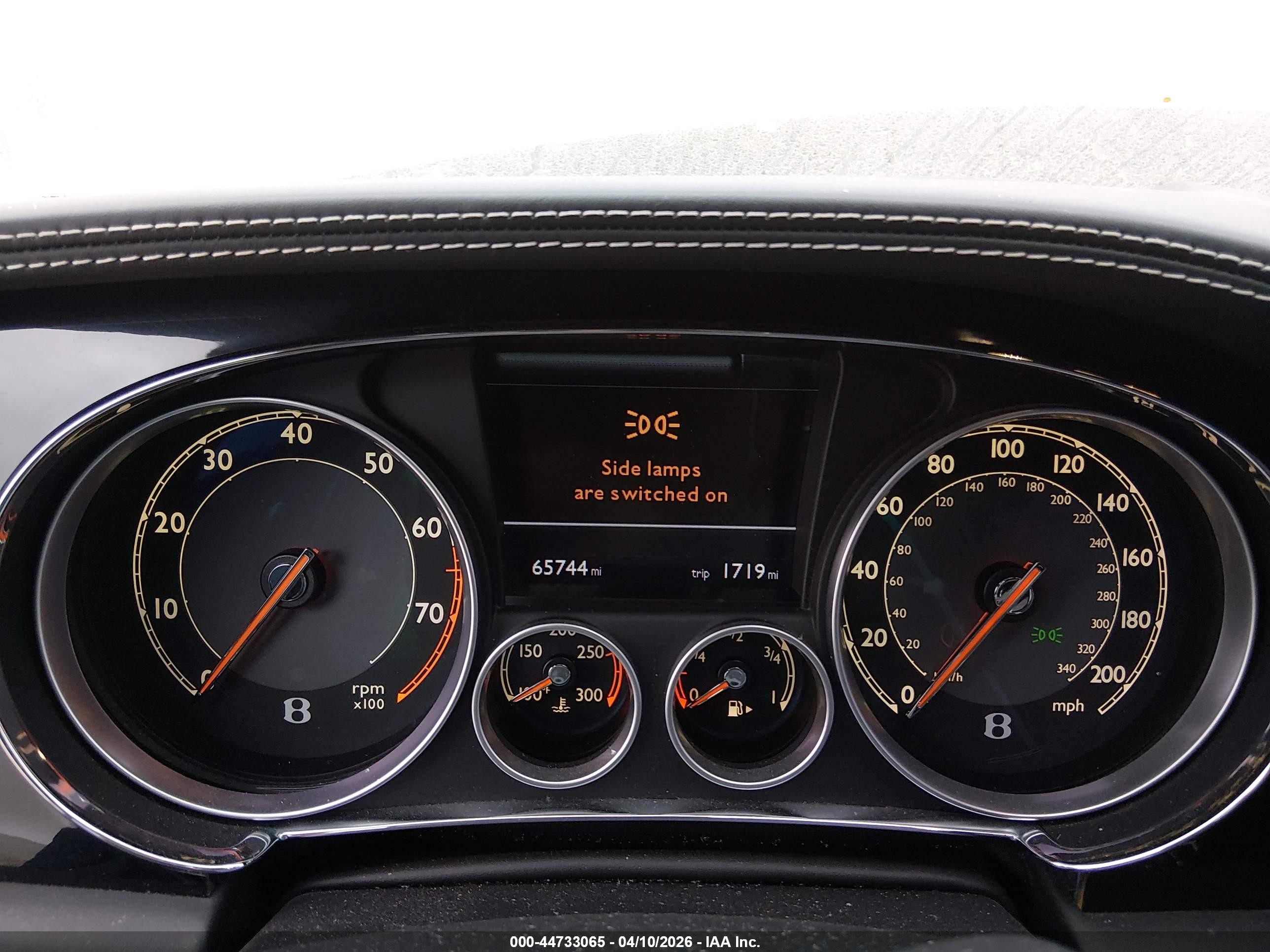2015 Bentley Flying Spur V8 White vin: SCBET9ZA3FC046784