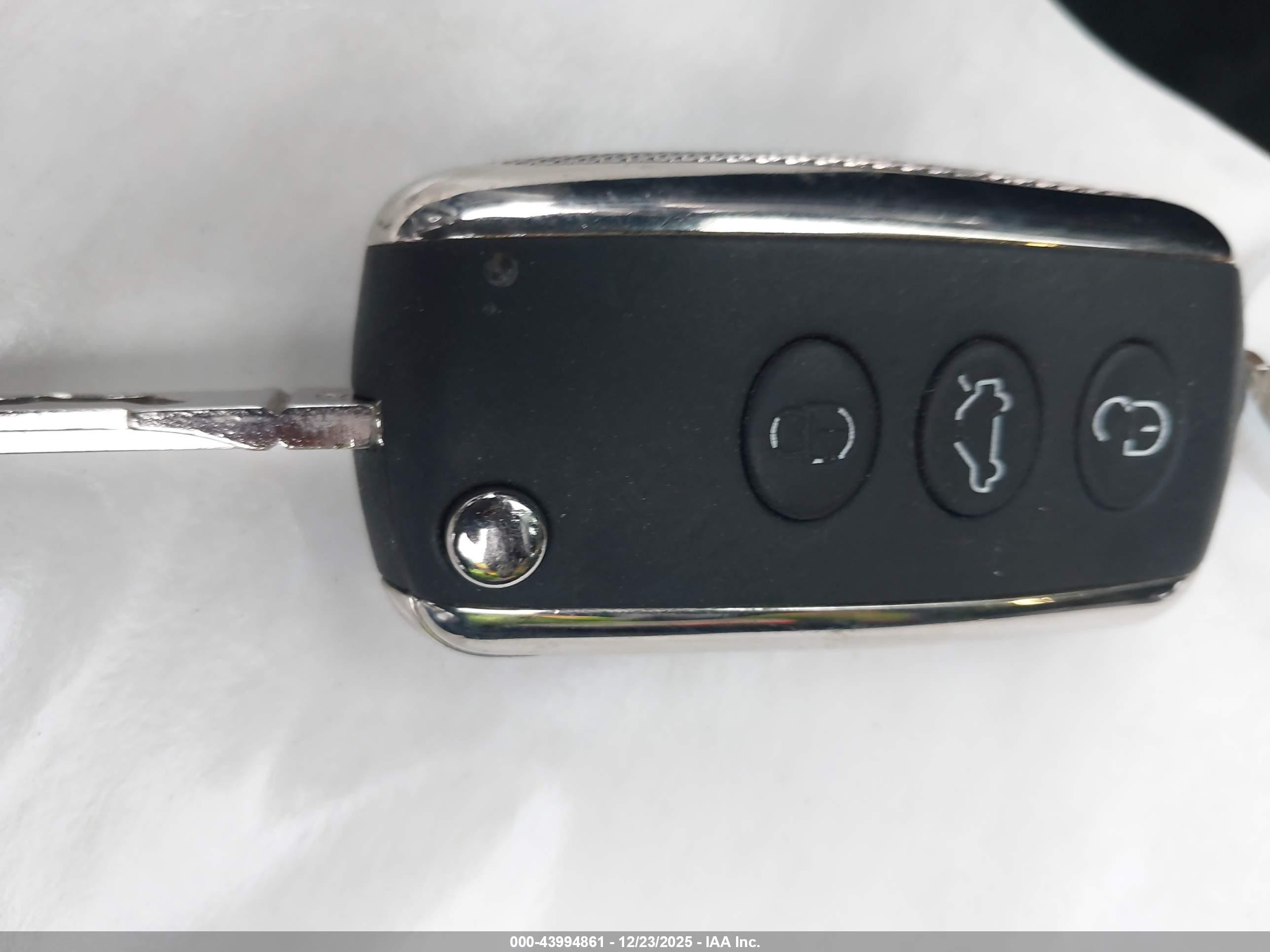 2015 Bentley Flying Spur V8 Silver vin: SCBET9ZA5FC049752