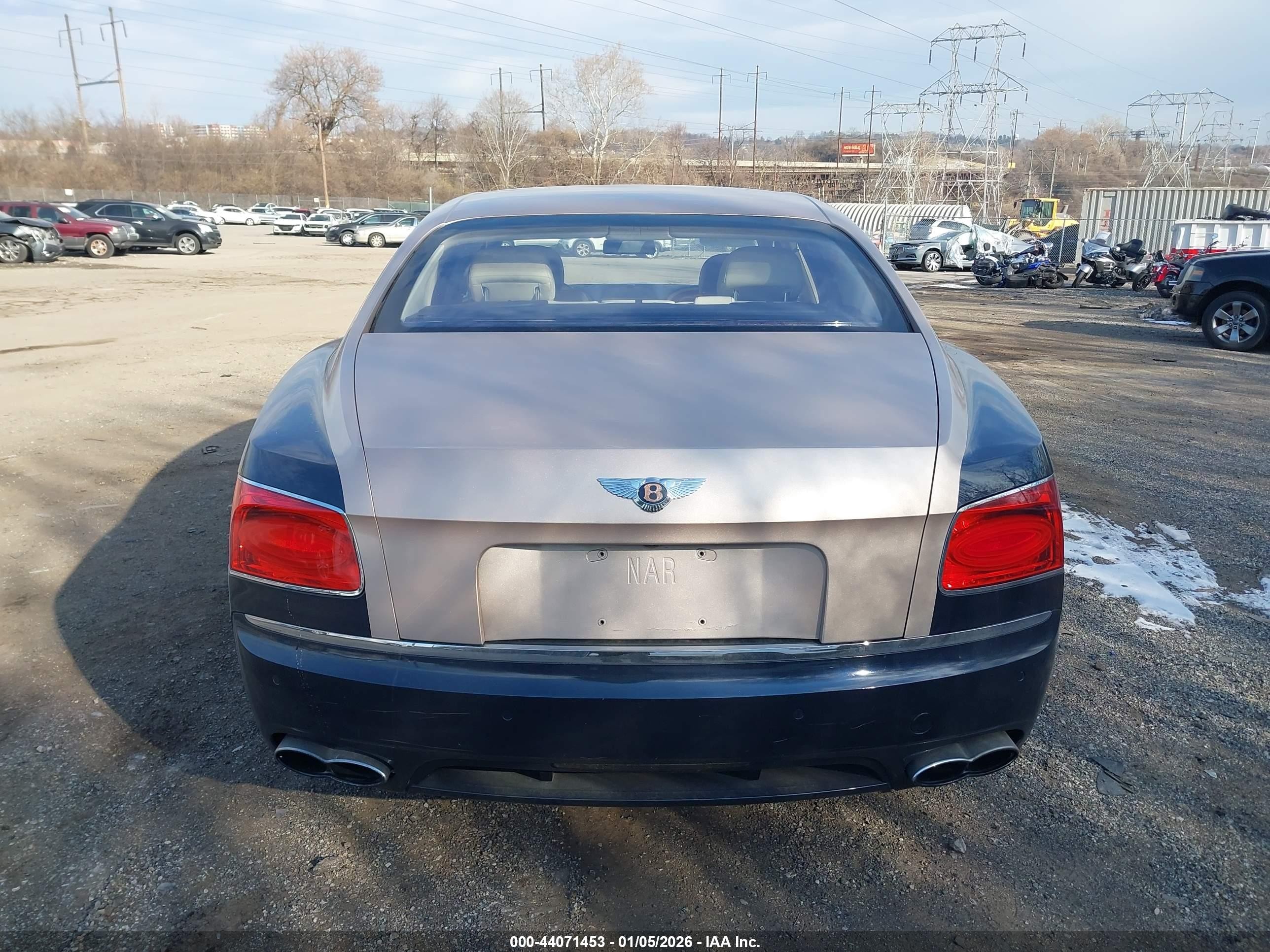 2015 Bentley Flying Spur V8 Blue vin: SCBET9ZA7FC044858