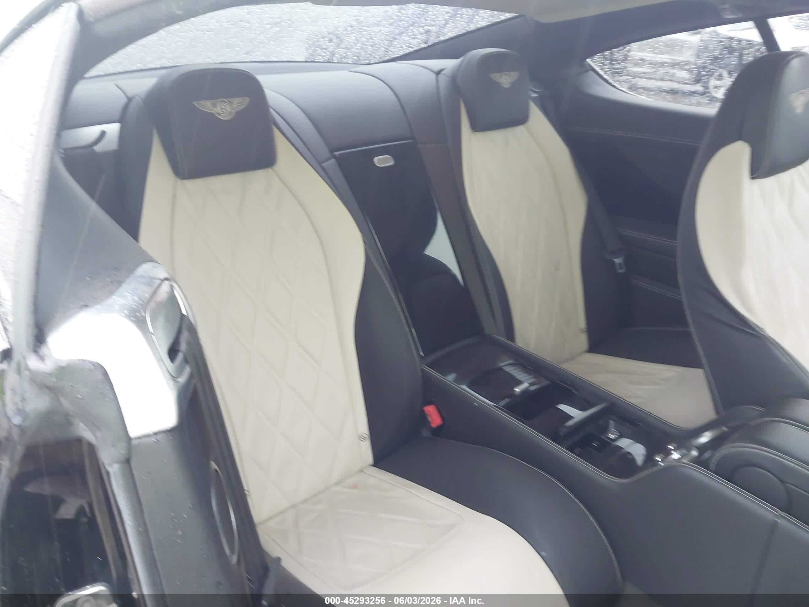 2014 Bentley Continental Gt V8 S Черный vin: SCBFH7ZA5EC040218