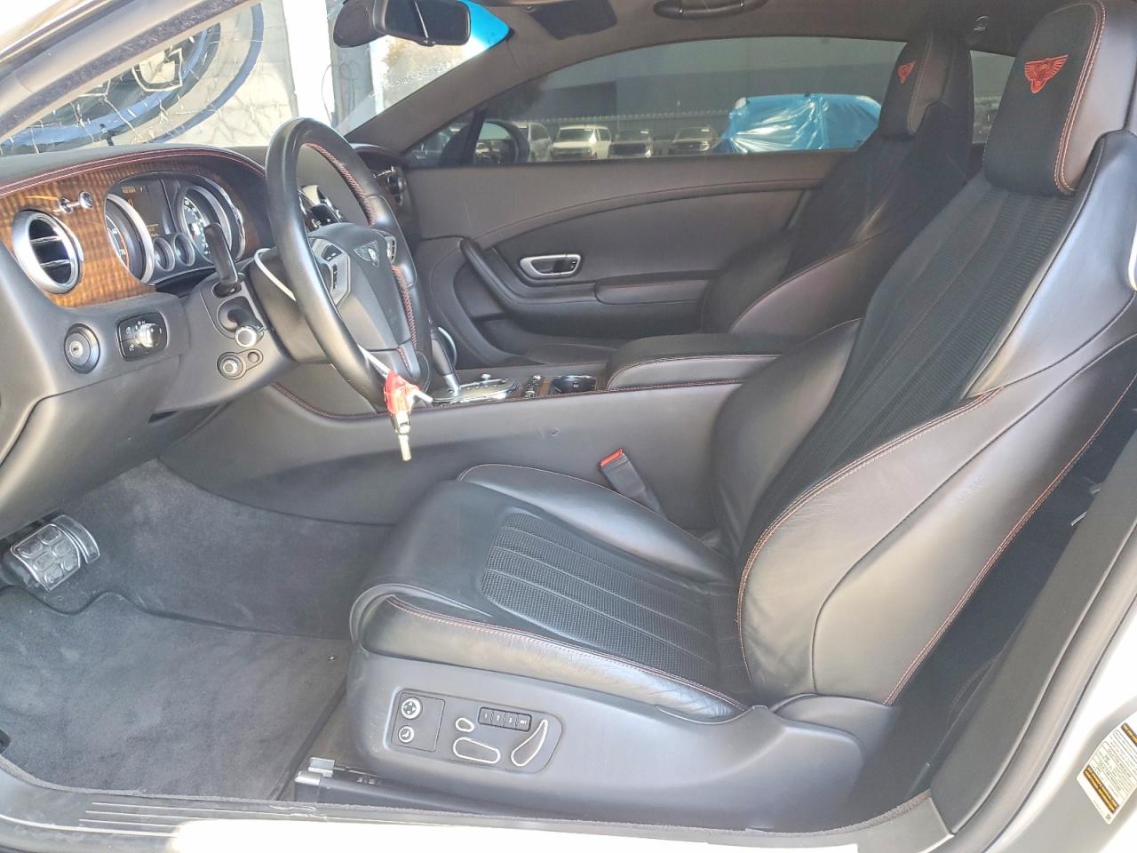 2013 Bentley Continental Gt V8 Серебряный vin: SCBFT7ZA9DC085367