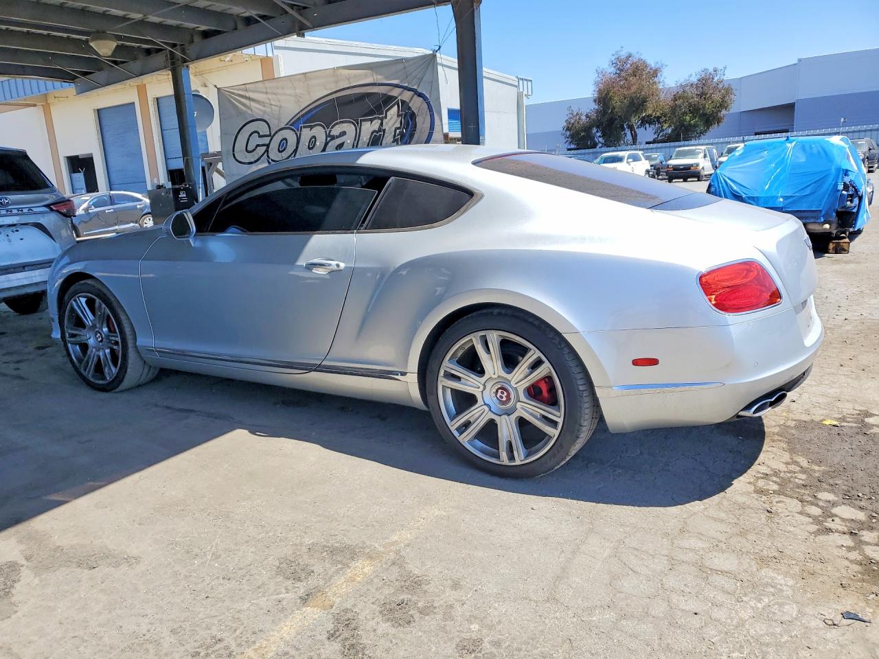 2013 Bentley Continental Gt V8 Серебряный vin: SCBFT7ZA9DC085367