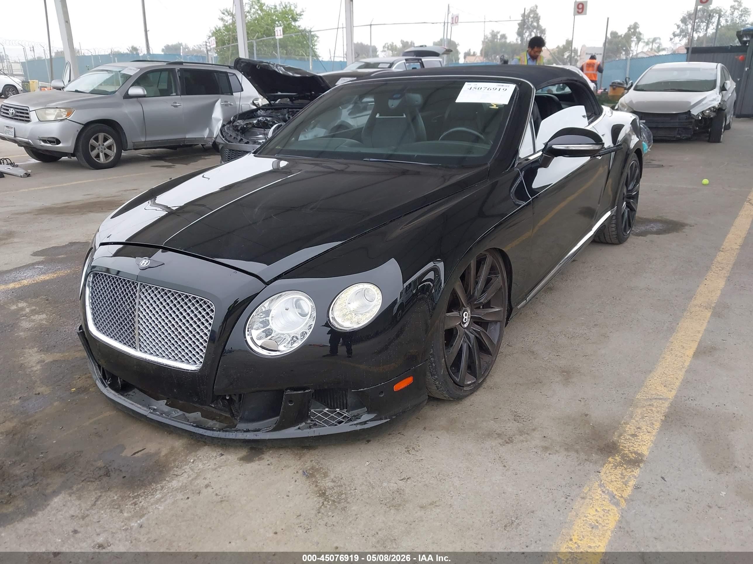 2013 Bentley Continental Gtc   Черный vin: SCBGR3ZAXDC080271