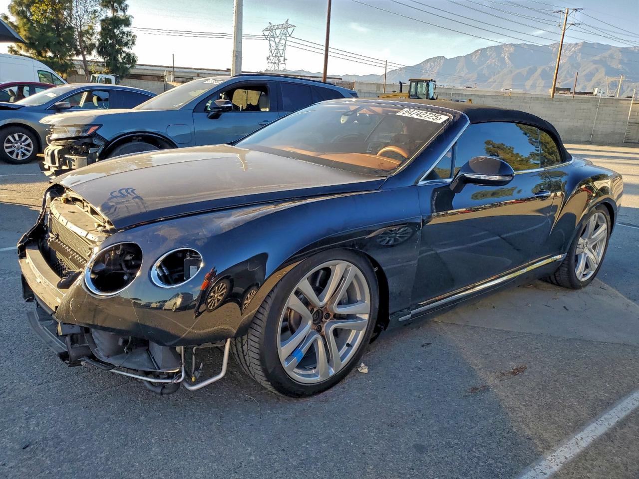 2013 Bentley Continental Gtc V8 Черный vin: SCBGT3ZA1DC083108