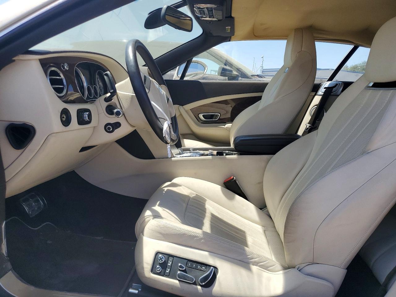2013 Bentley Continental Gtc V8 Cream vin: SCBGT3ZA7DC084828