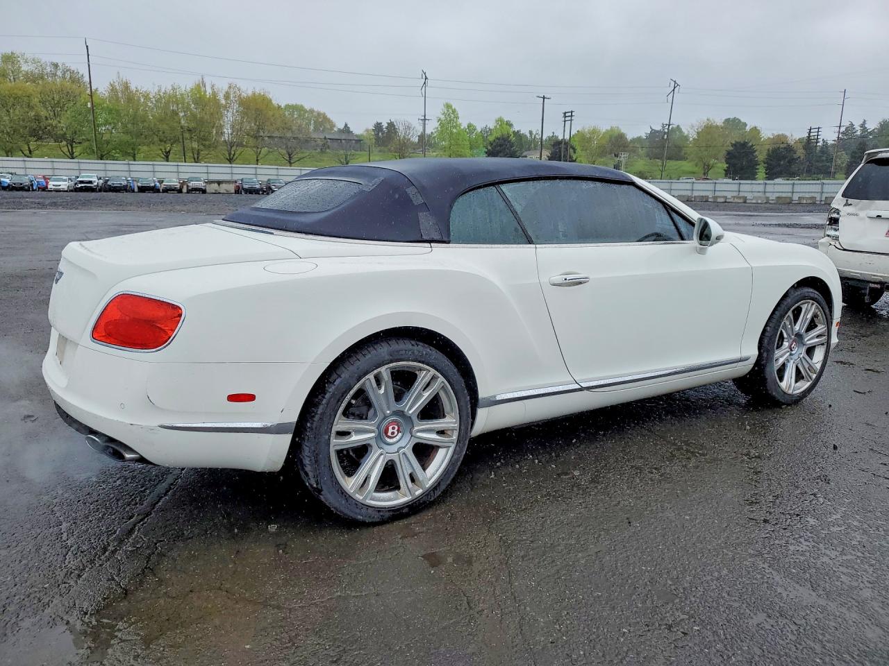 2014 Bentley Continental Gtc V8 Белый vin: SCBGT3ZA8EC089649