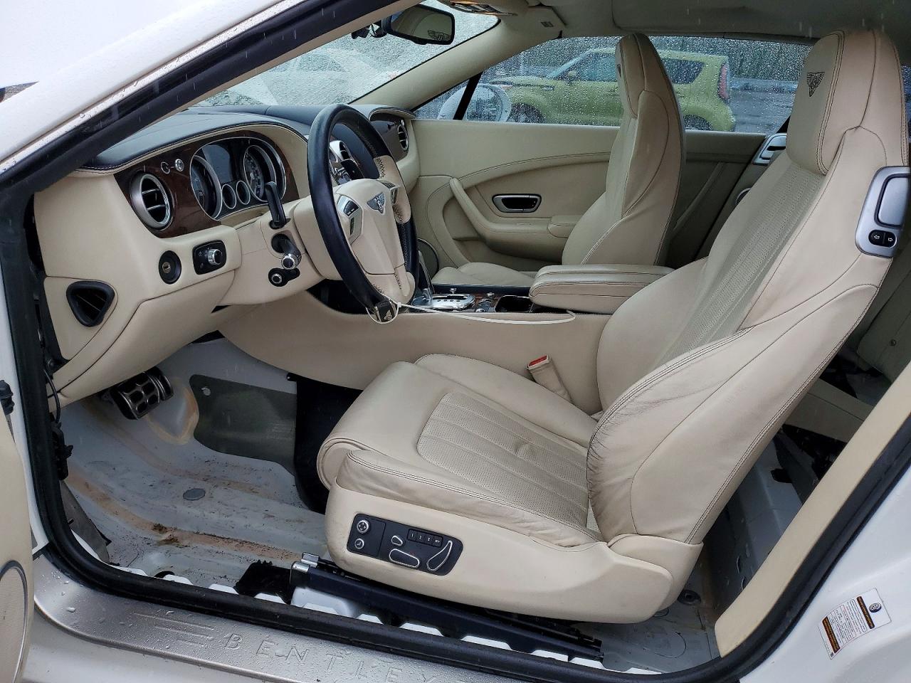 2014 Bentley Continental Gtc V8 Белый vin: SCBGT3ZA8EC089649