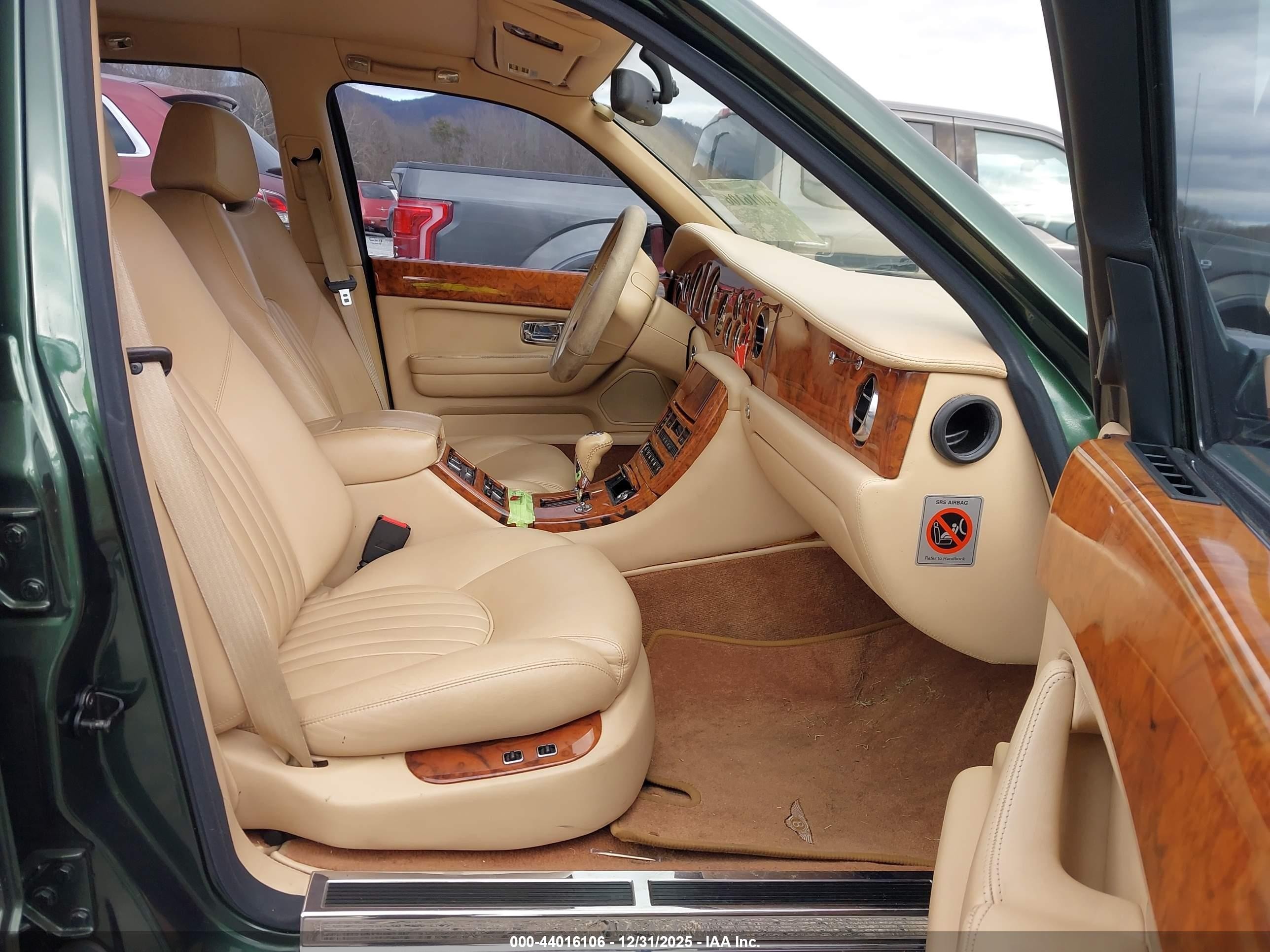 1999 Bentley Arnage   Зеленый vin: SCBLB51E2XCX02346