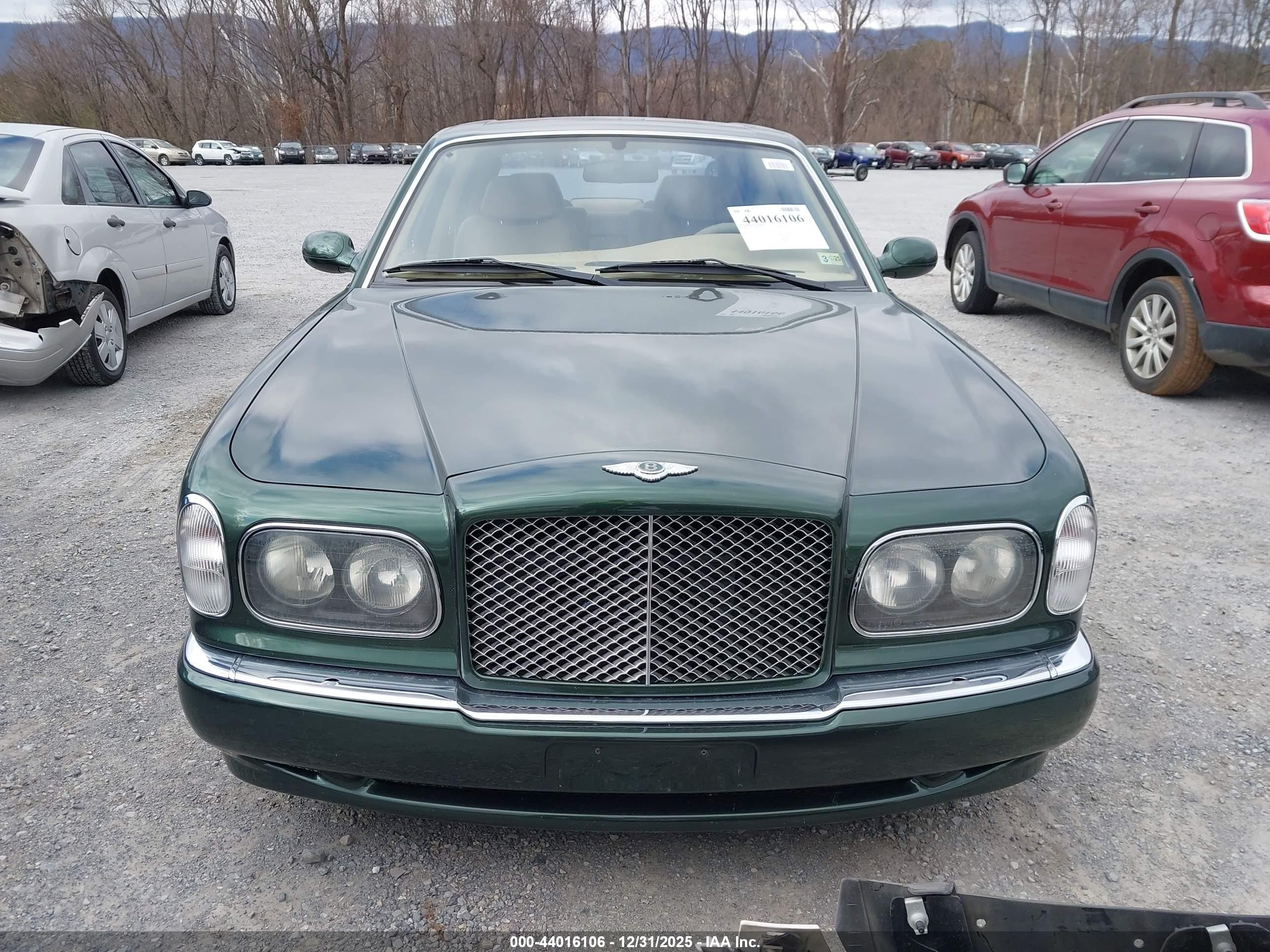 1999 Bentley Arnage   Зеленый vin: SCBLB51E2XCX02346