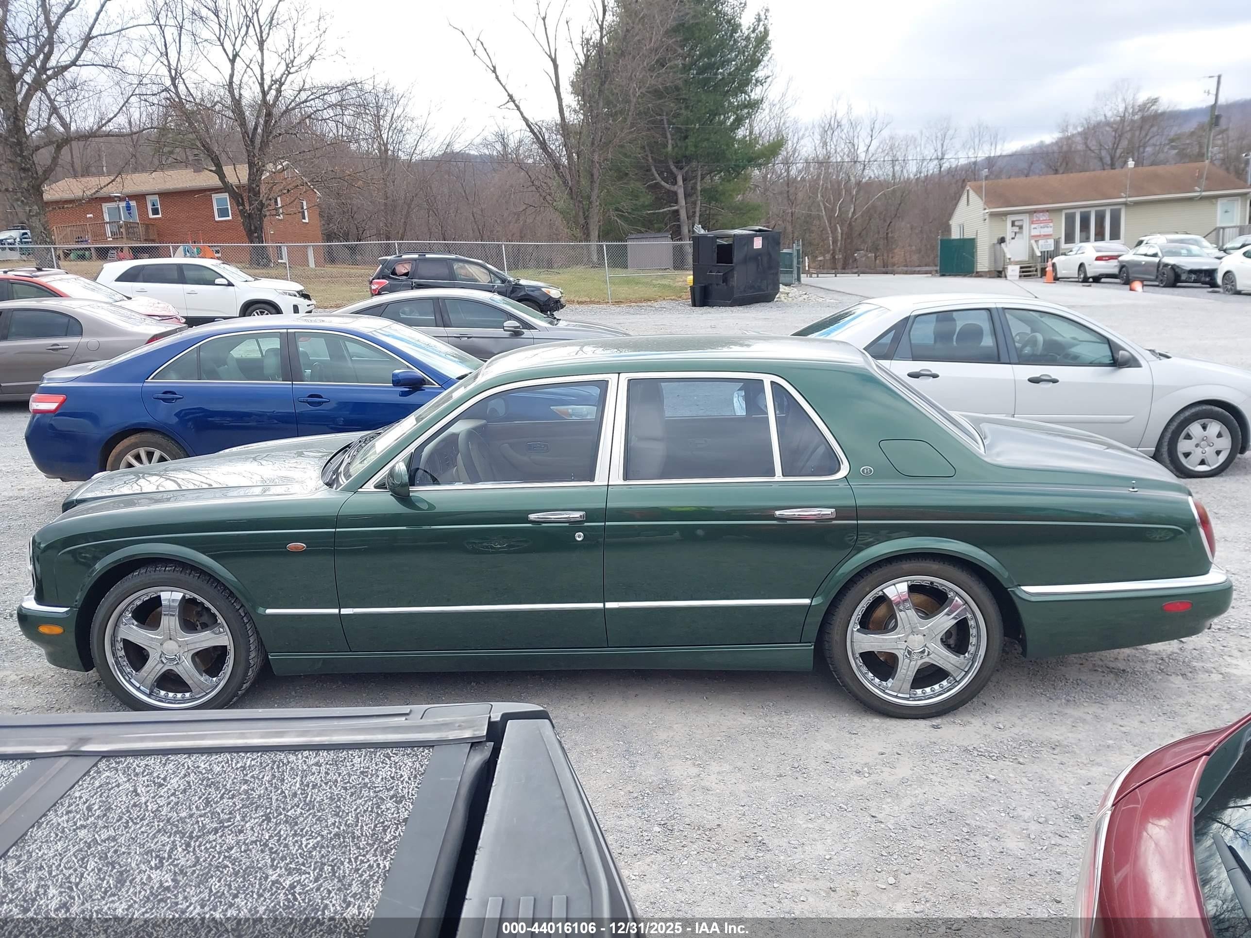 1999 Bentley Arnage   Зеленый vin: SCBLB51E2XCX02346