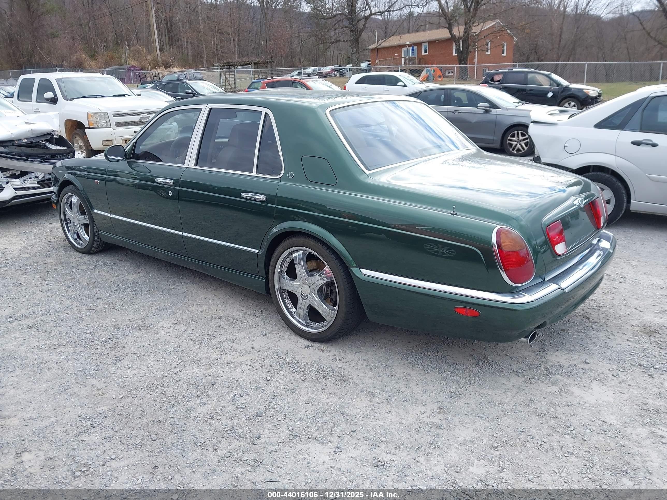 1999 Bentley Arnage   Зеленый vin: SCBLB51E2XCX02346