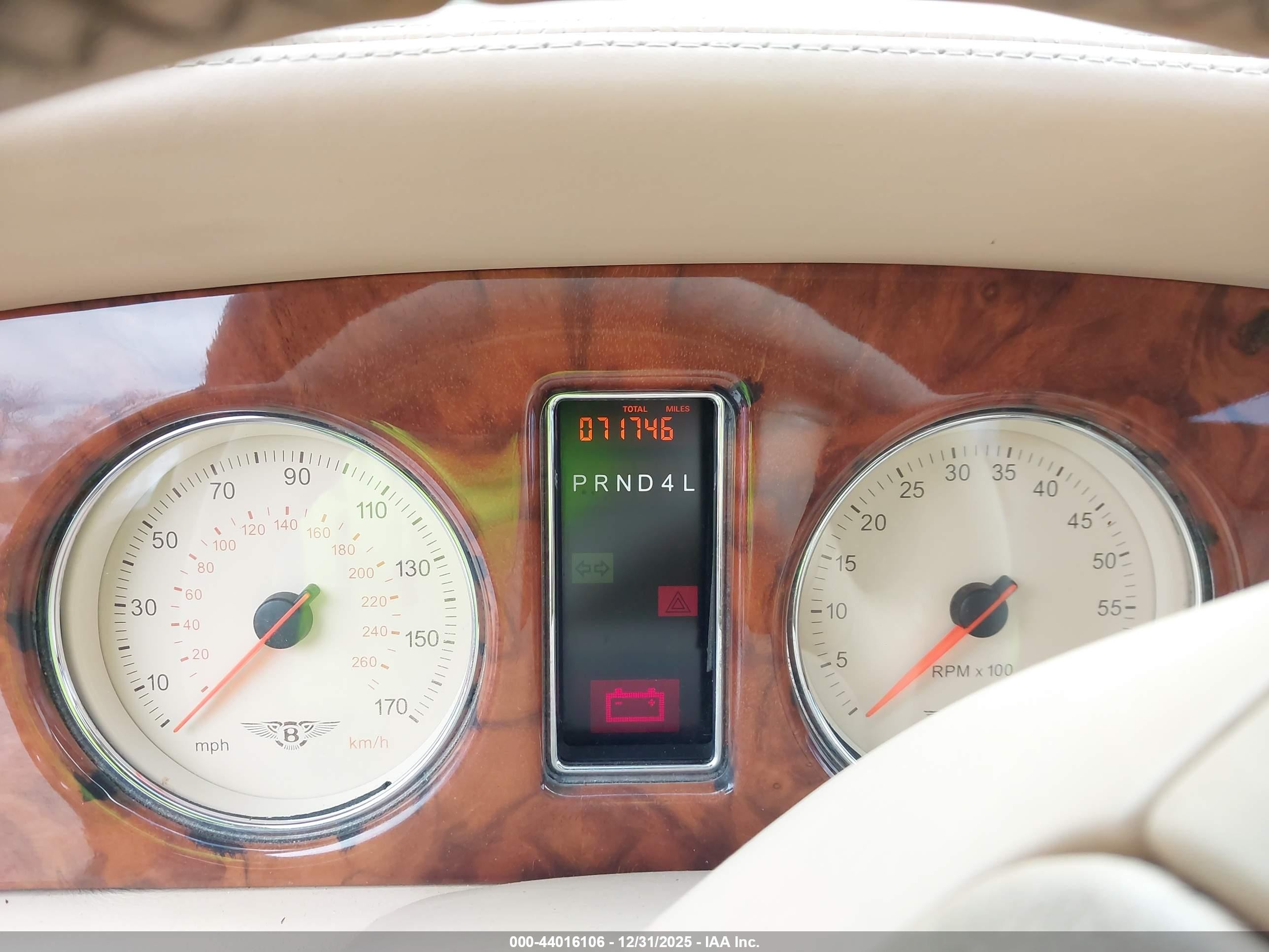 1999 Bentley Arnage   Зеленый vin: SCBLB51E2XCX02346