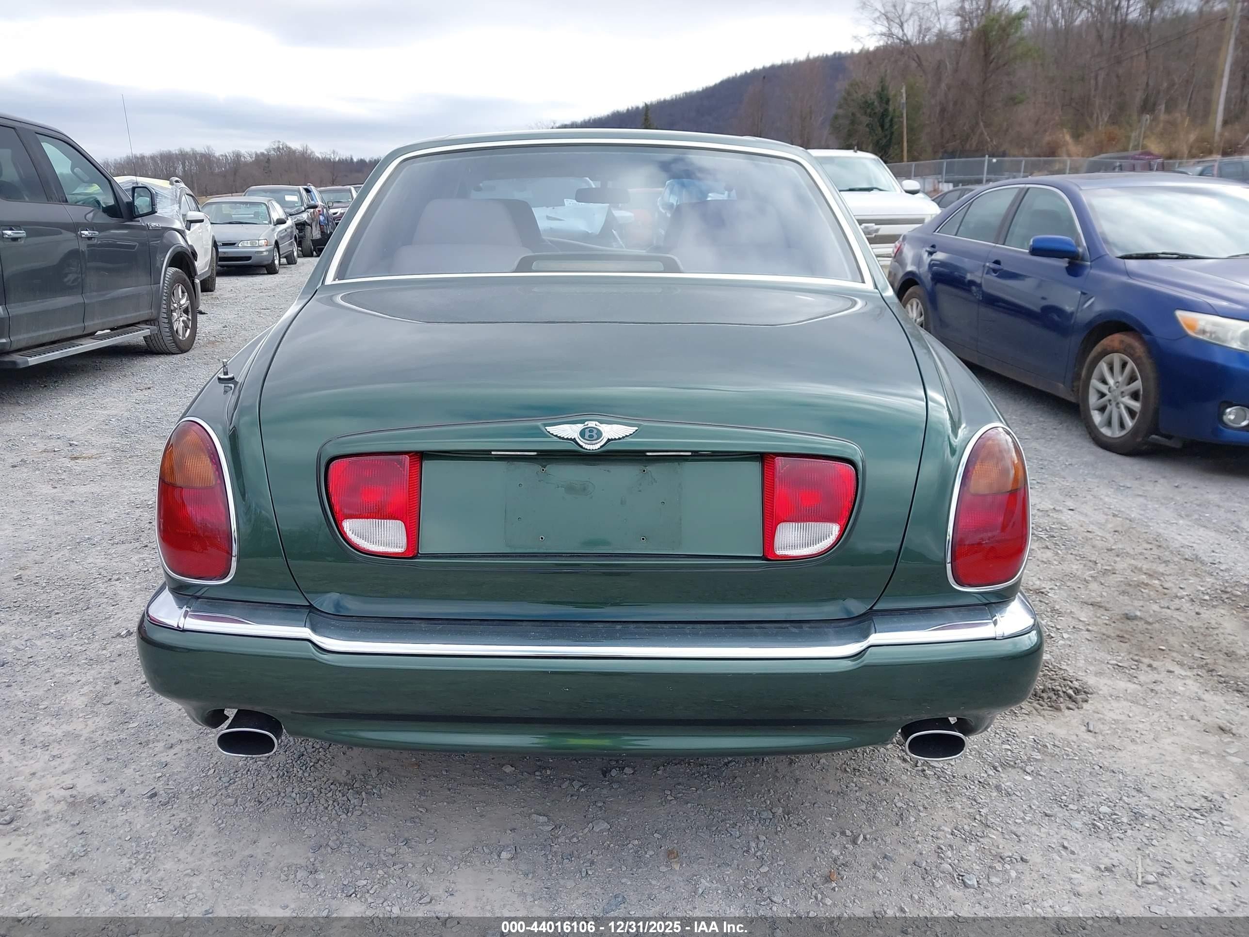 1999 Bentley Arnage   Зеленый vin: SCBLB51E2XCX02346