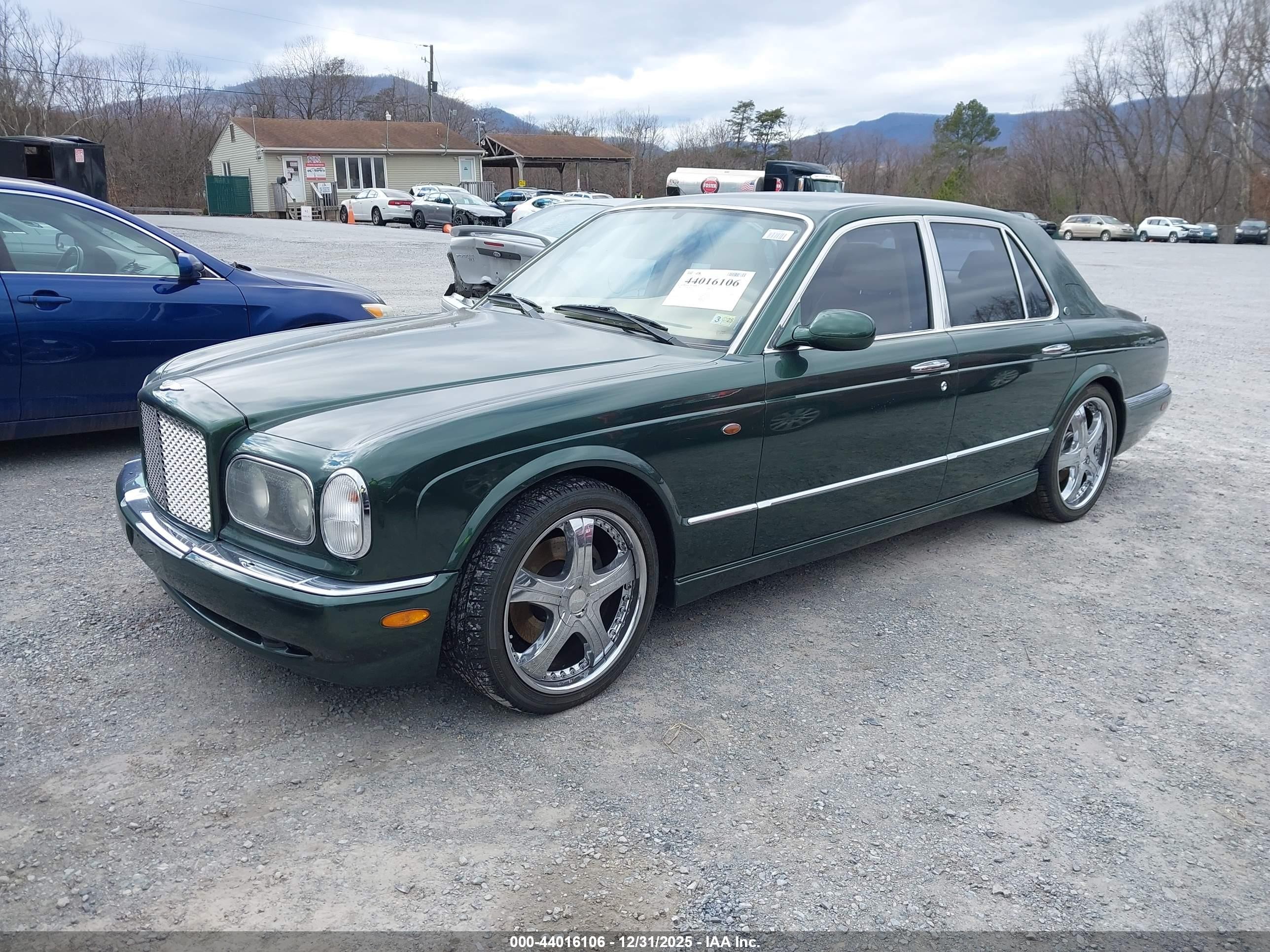 1999 Bentley Arnage   Зеленый vin: SCBLB51E2XCX02346