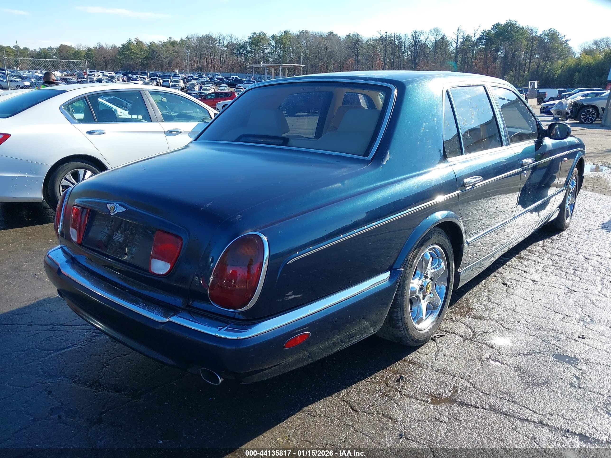 1999 Bentley Arnage Navy vin: SCBLB51E2XCX03013