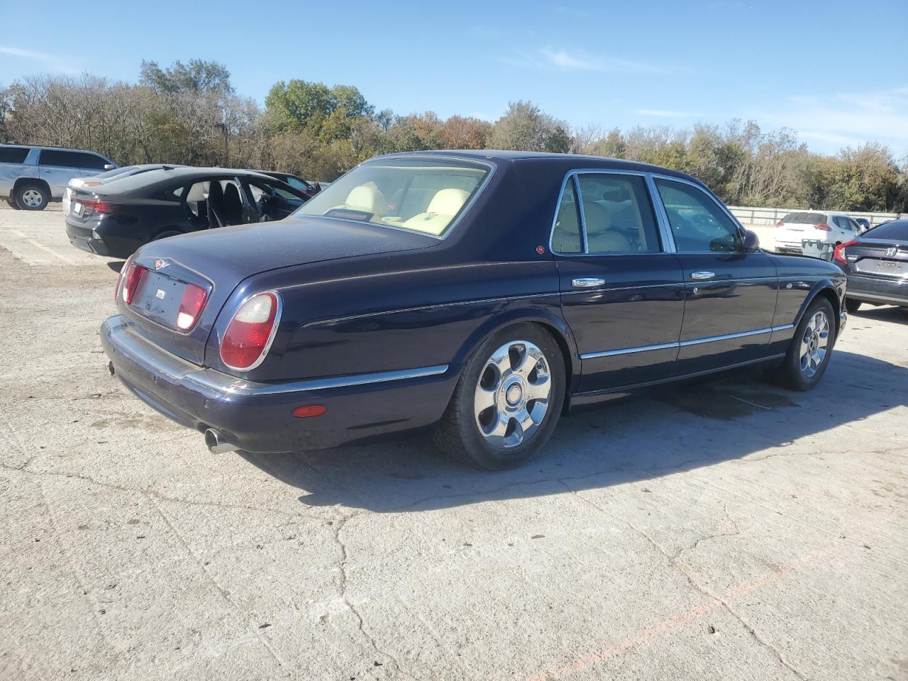 2001 Bentley Arnage Blue vin: SCBLC31E01CX05867