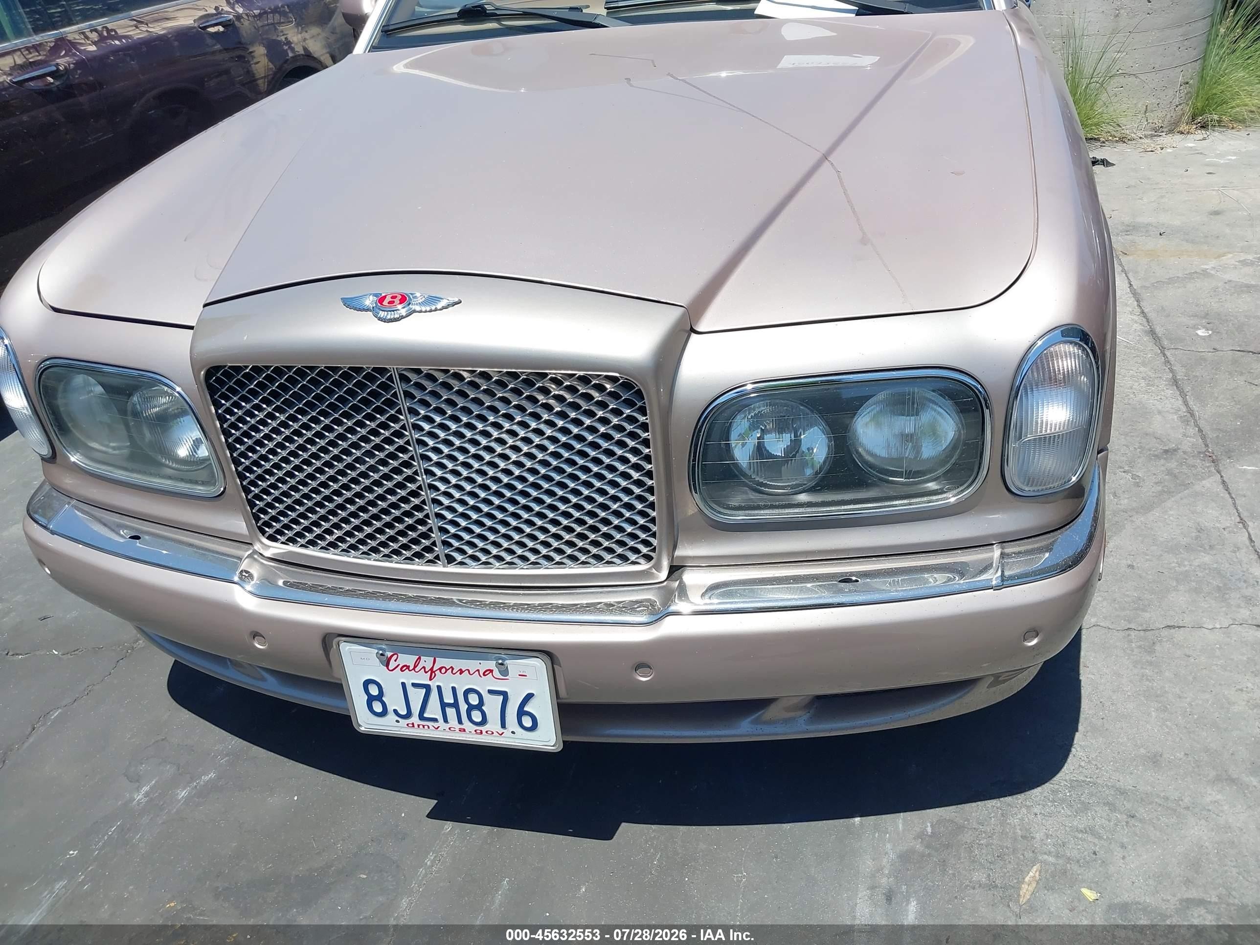 2001 Bentley Arnage   Beige vin: SCBLC31E11CX06011