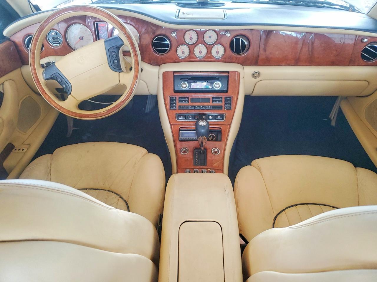 2000 Bentley Arnage White vin: SCBLC31E2YCX05170