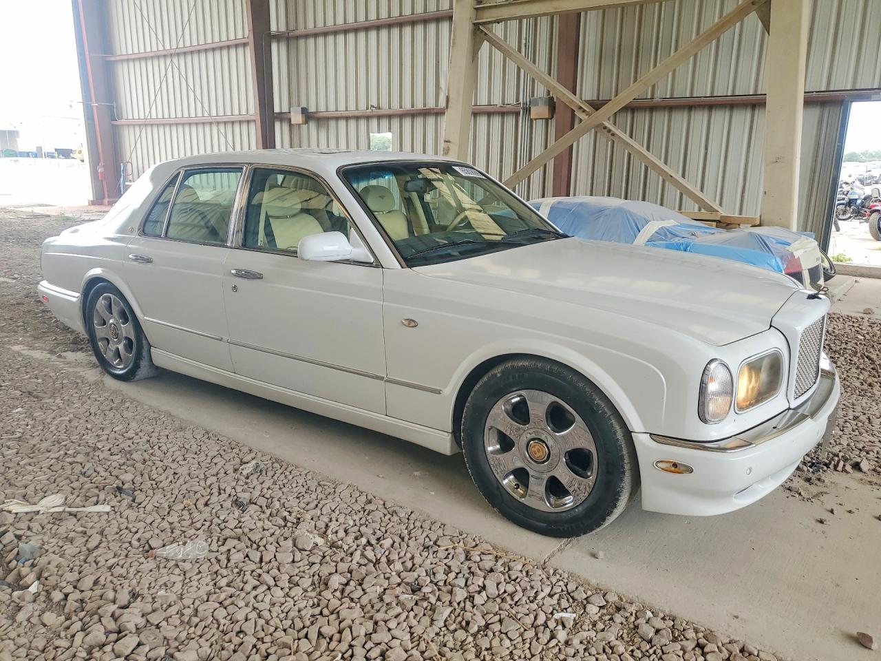 2000 Bentley Arnage White vin: SCBLC31E2YCX05170