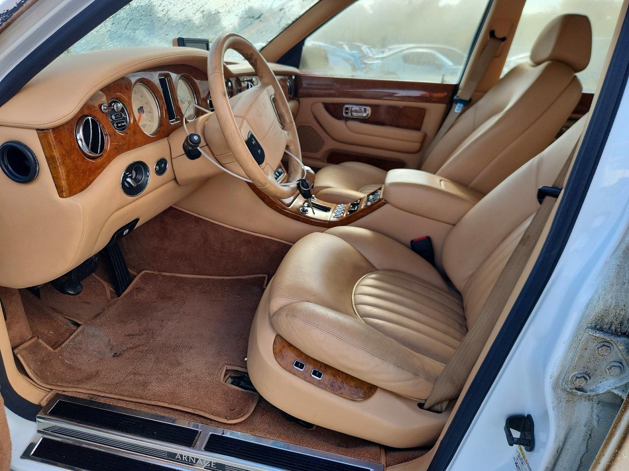 2000 Bentley Arnage Белый vin: SCBLC31E6YCX05110