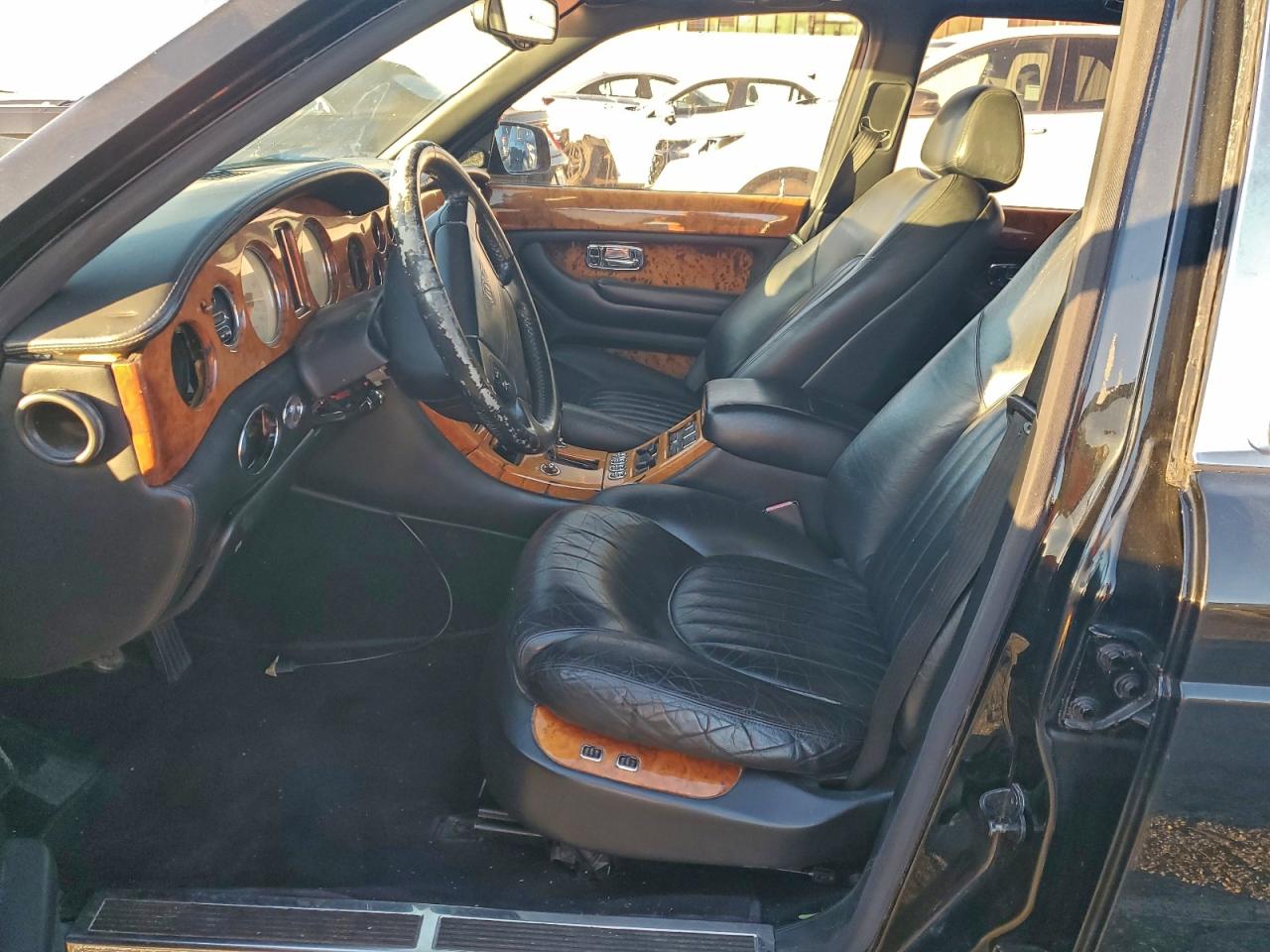 2001 Bentley Arnage Black vin: SCBLC31E81CX05759