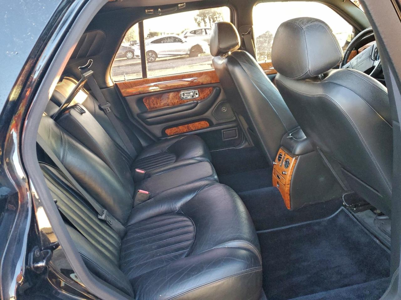 2001 Bentley Arnage Black vin: SCBLC31E81CX05759
