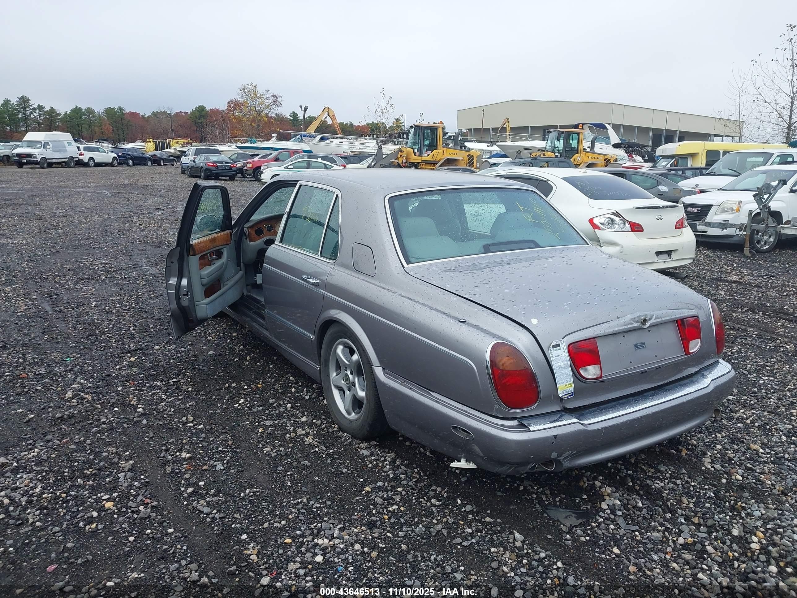 2001 Bentley Arnage   Gray vin: SCBLC31E81CX06555