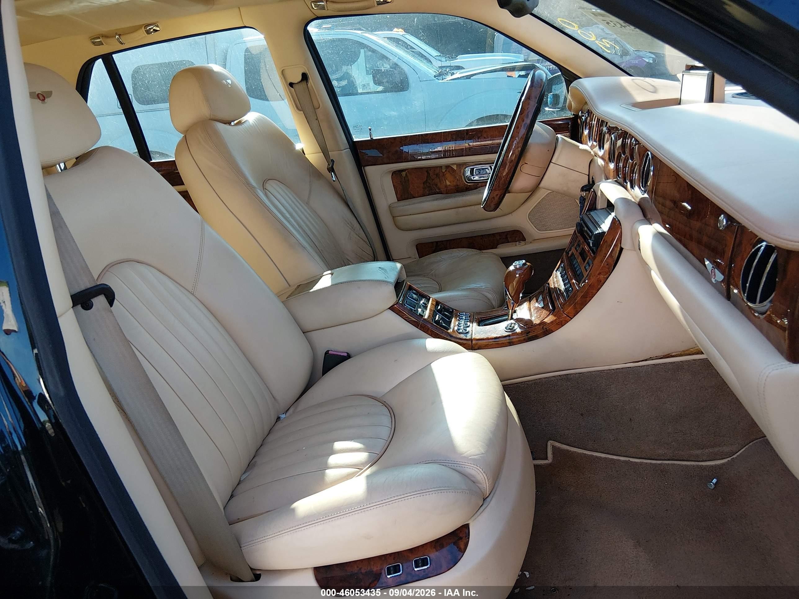 2001 Bentley Arnage   Black vin: SCBLC31E91CX06208